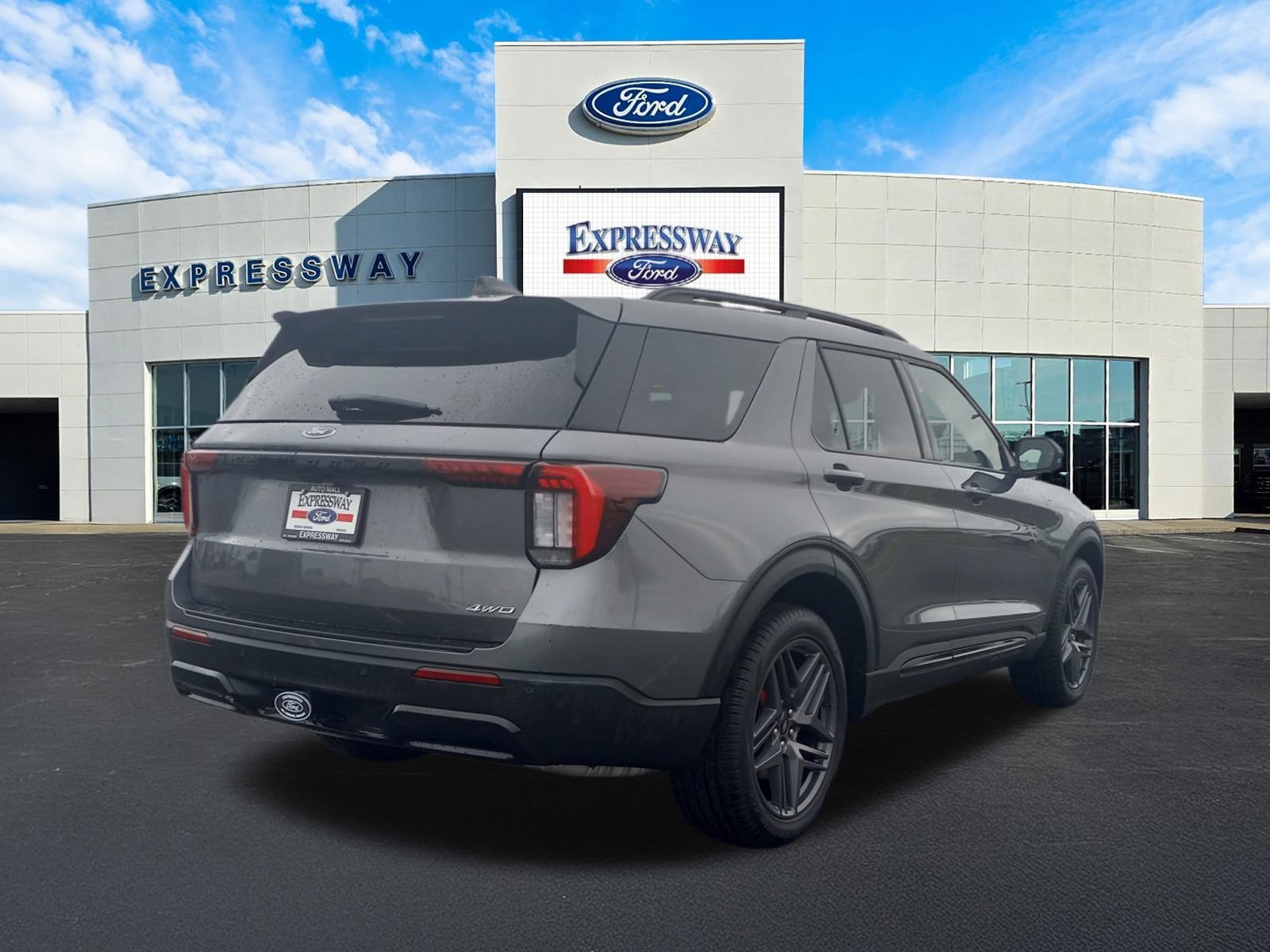 2025 Ford Explorer ST-Line