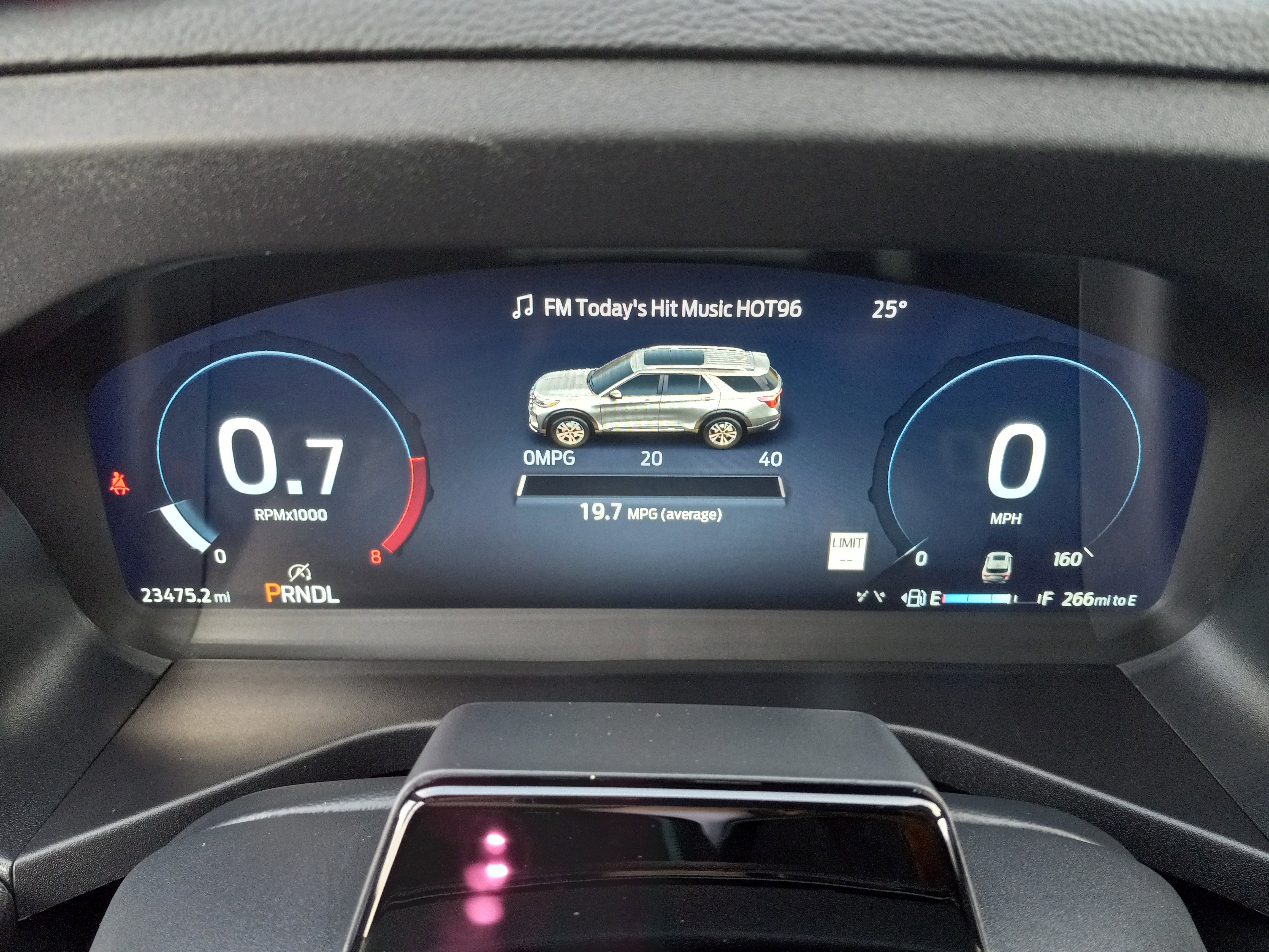 2025 Ford Explorer ST-Line