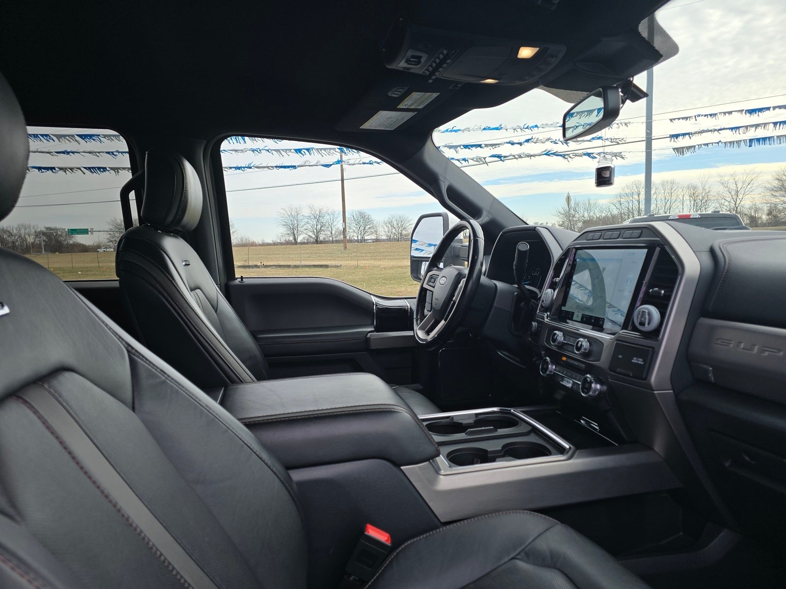 2022 Ford F-350SD Platinum