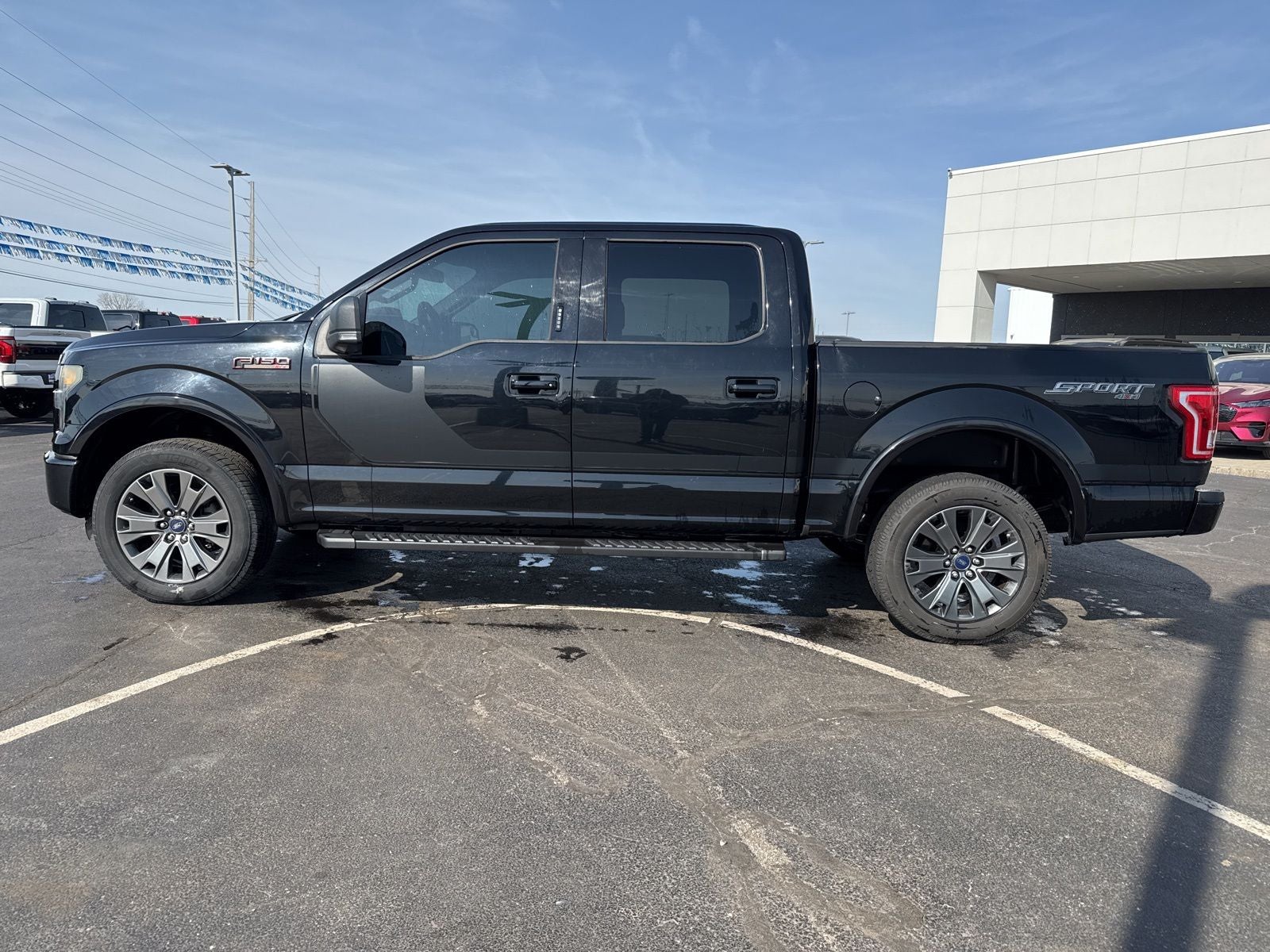 2016 Ford F-150 4WD SuperCrew 145" XLT