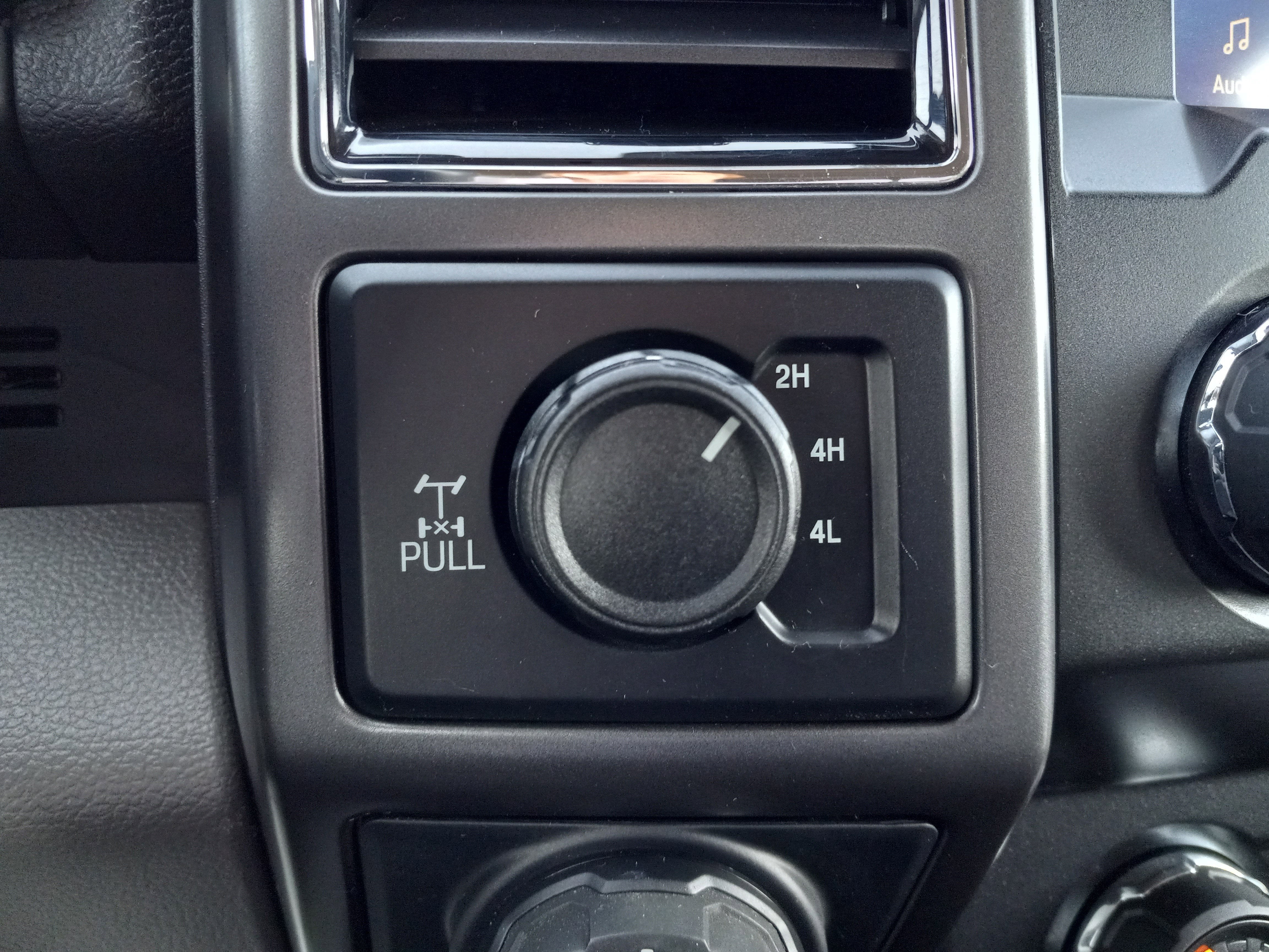 2020 Ford F-150 XLT 4WD SuperCrew 5.5' Box