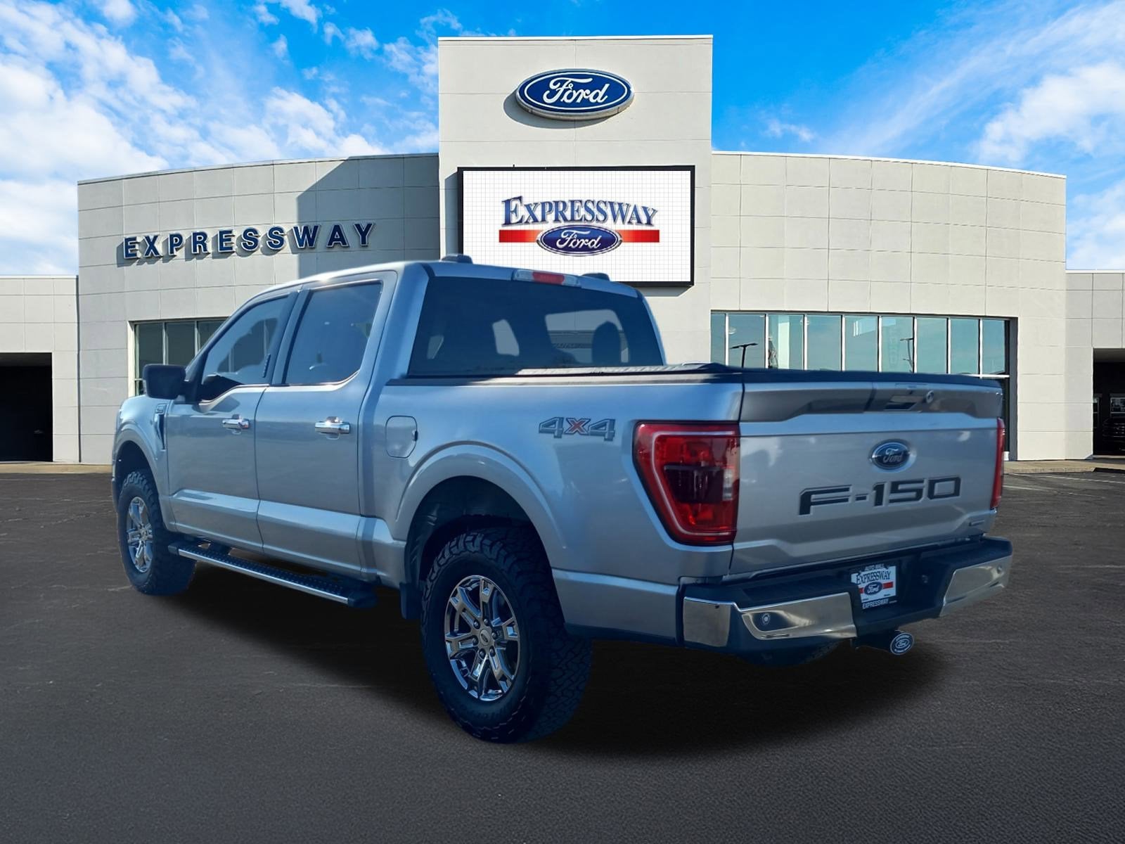 2021 Ford F-150 XLT 4WD SuperCrew 5.5' Box