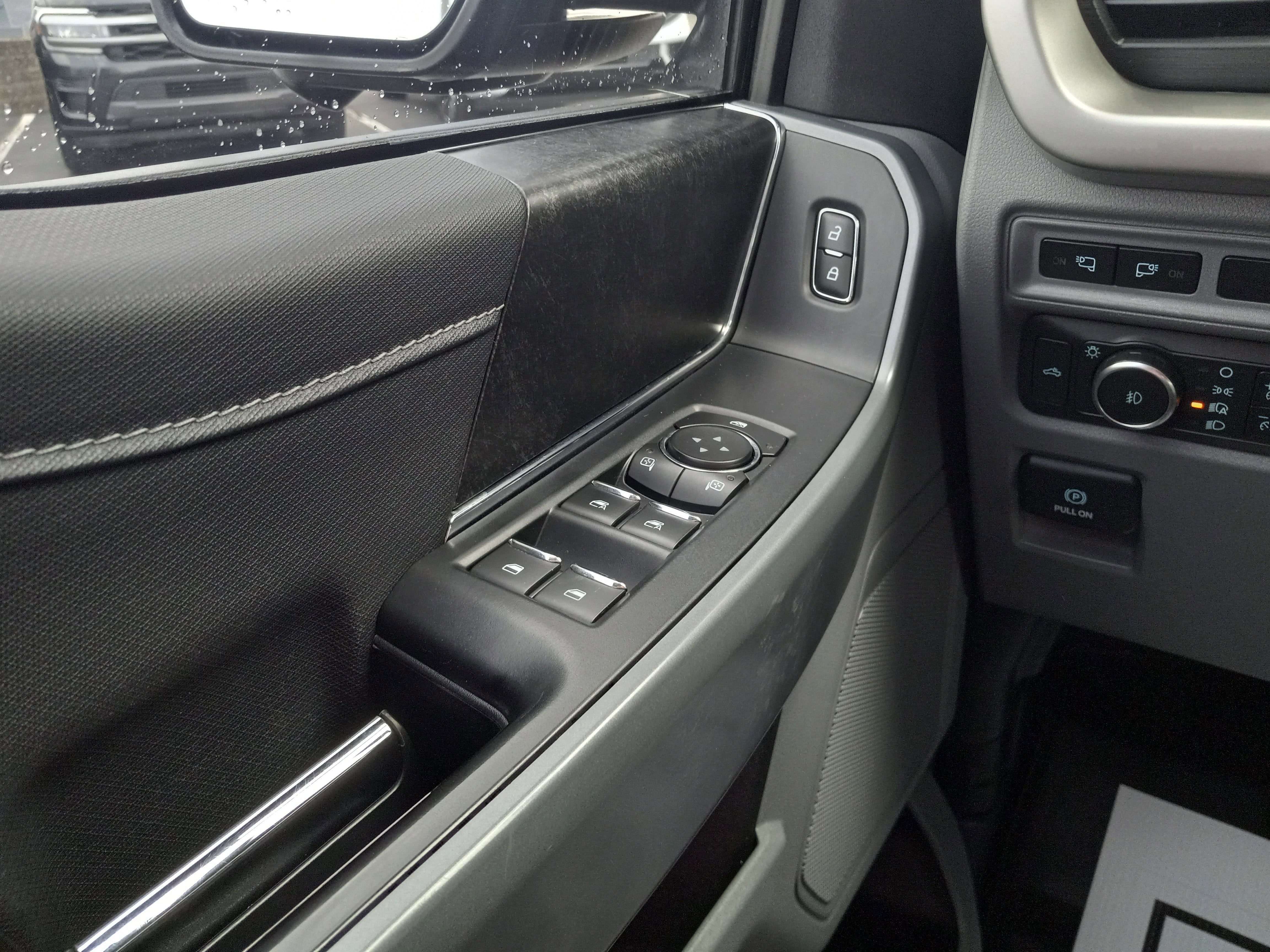 2022 Ford F-150 XLT 4WD SuperCrew 5.5' Box