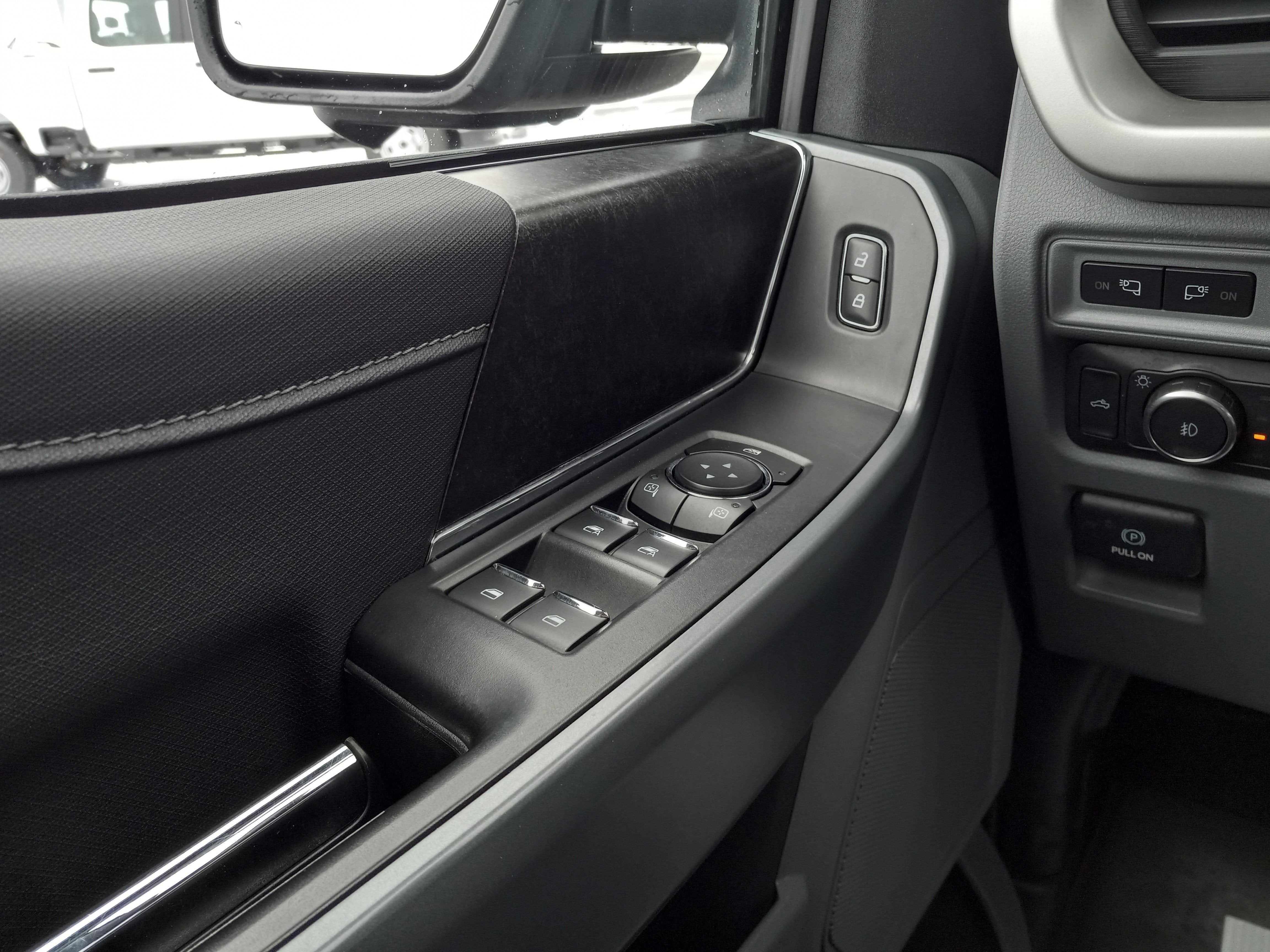 2022 Ford F-150 XLT 4WD SuperCrew 5.5' Box