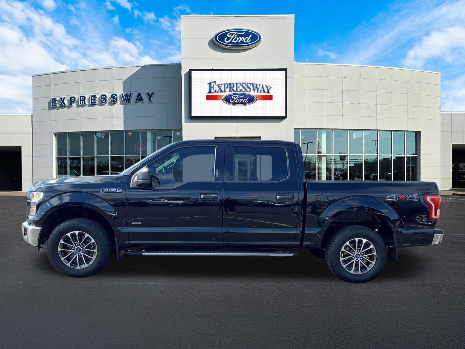 2017 Ford F-150 XLT 4WD SuperCrew 5.5' Box