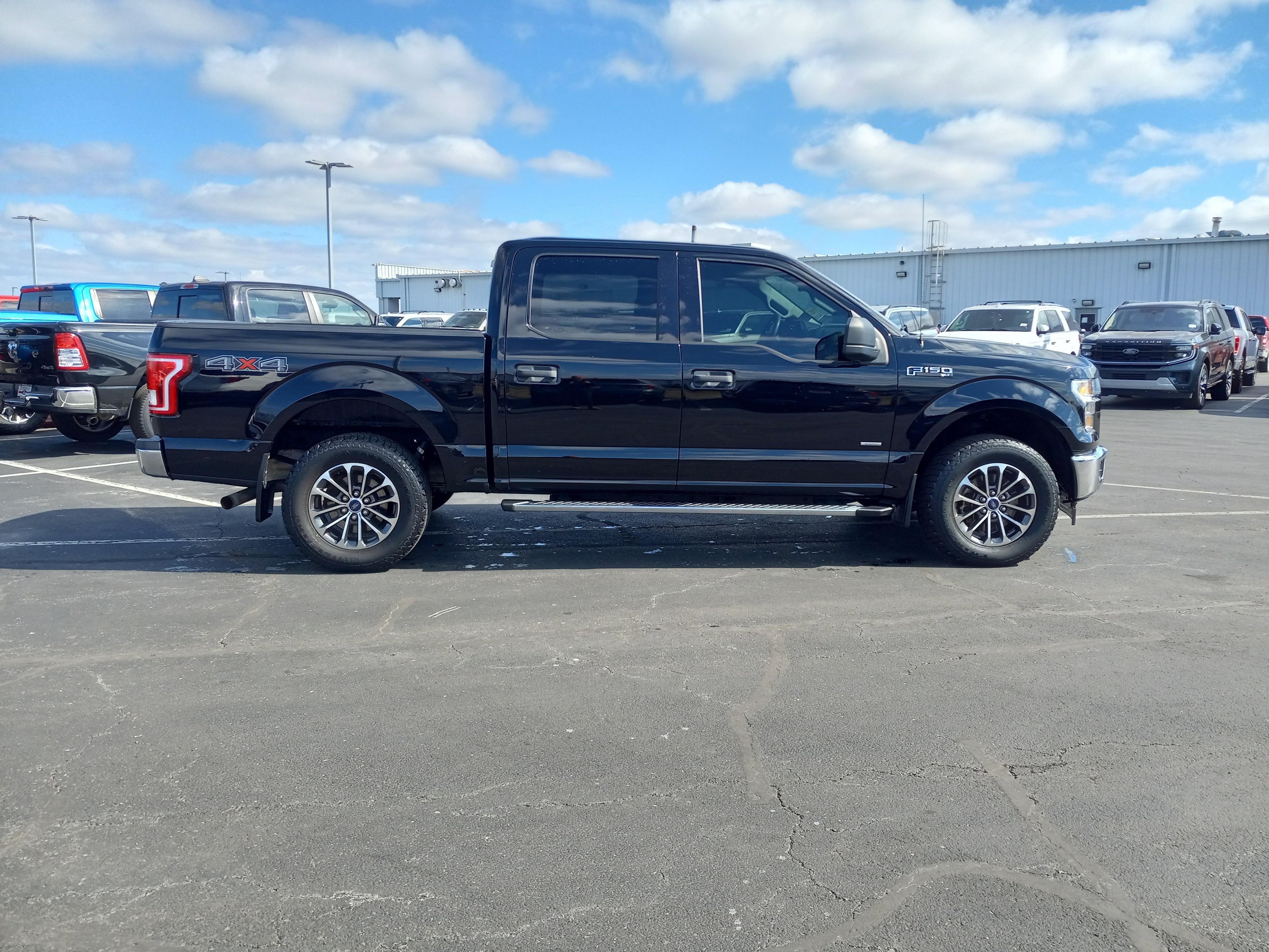 2017 Ford F-150 XLT 4WD SuperCrew 5.5' Box