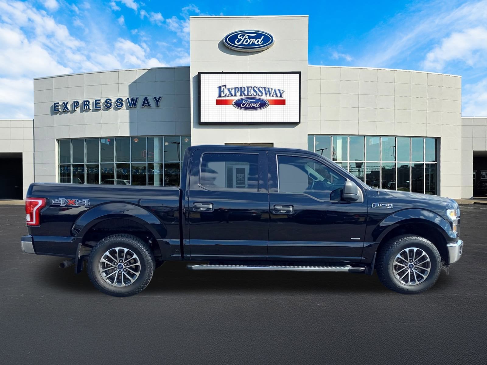 2017 Ford F-150 XLT 4WD SuperCrew 5.5' Box