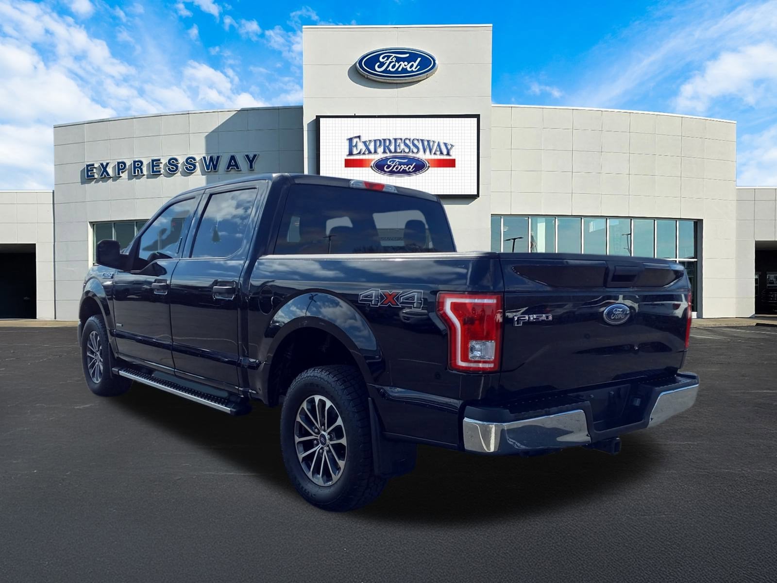 2017 Ford F-150 XLT 4WD SuperCrew 5.5' Box