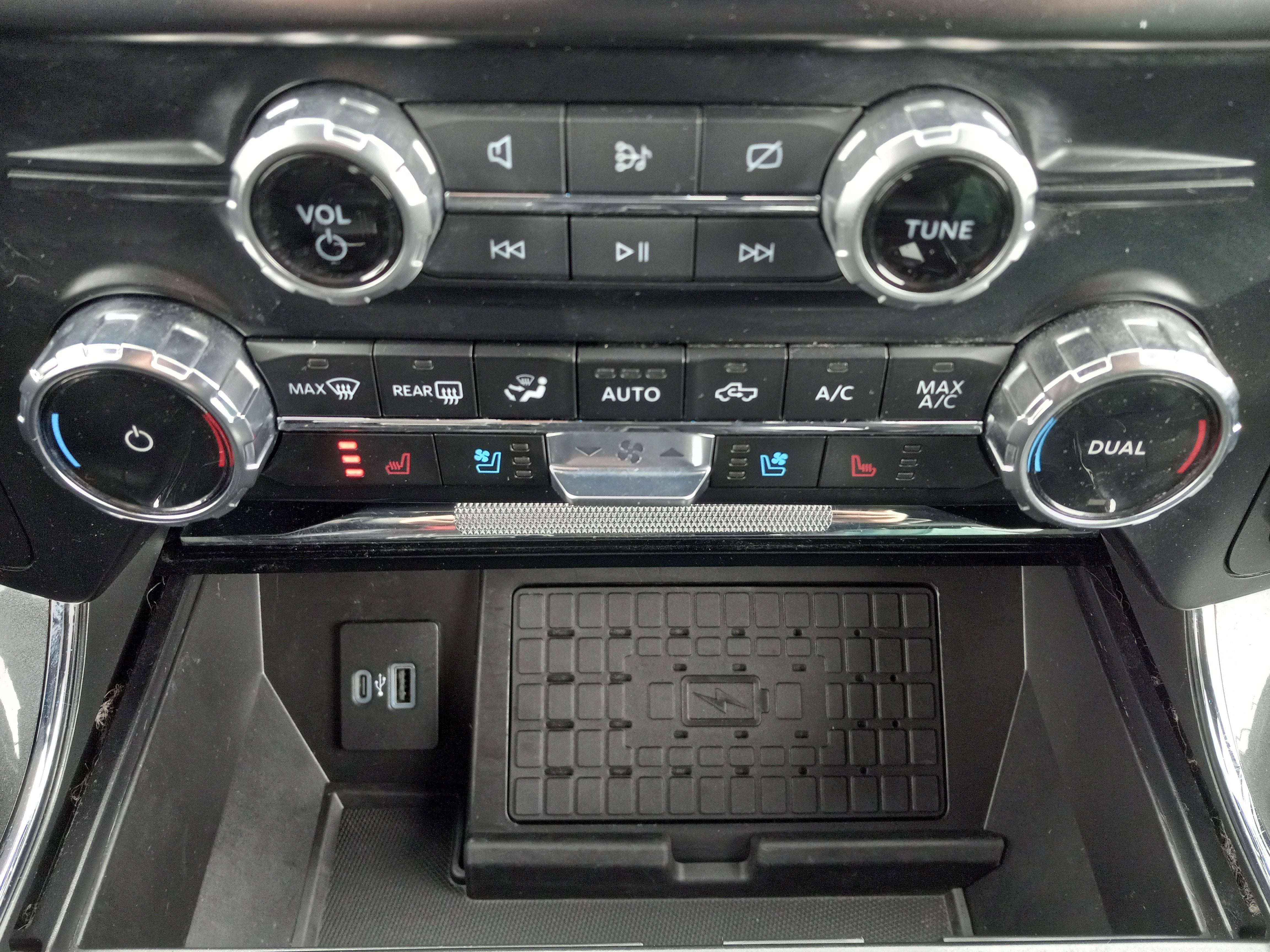 2023 Ford F-150 LARIAT 4WD SuperCrew 5.5' Box