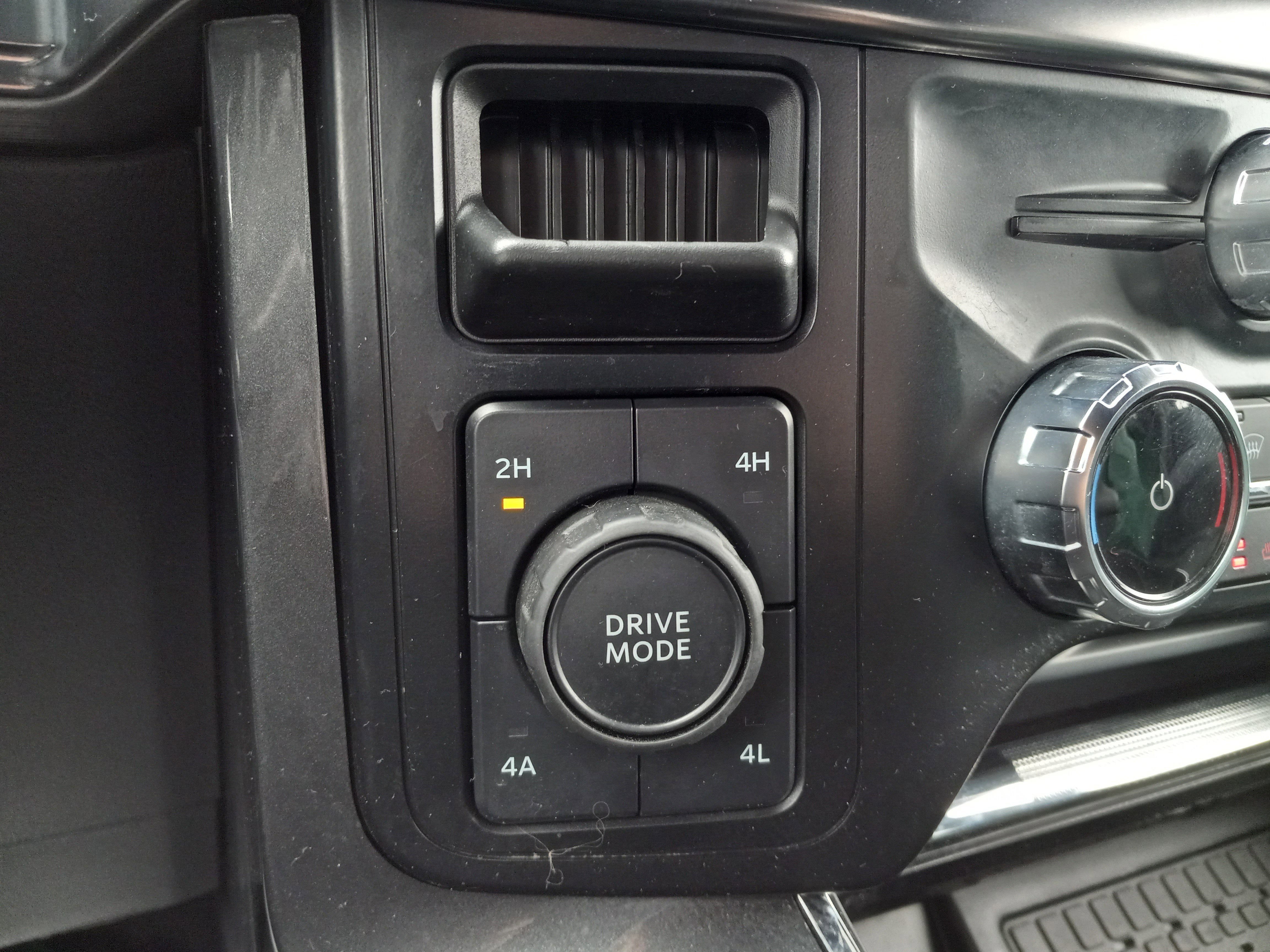 2023 Ford F-150 LARIAT 4WD SuperCrew 5.5' Box