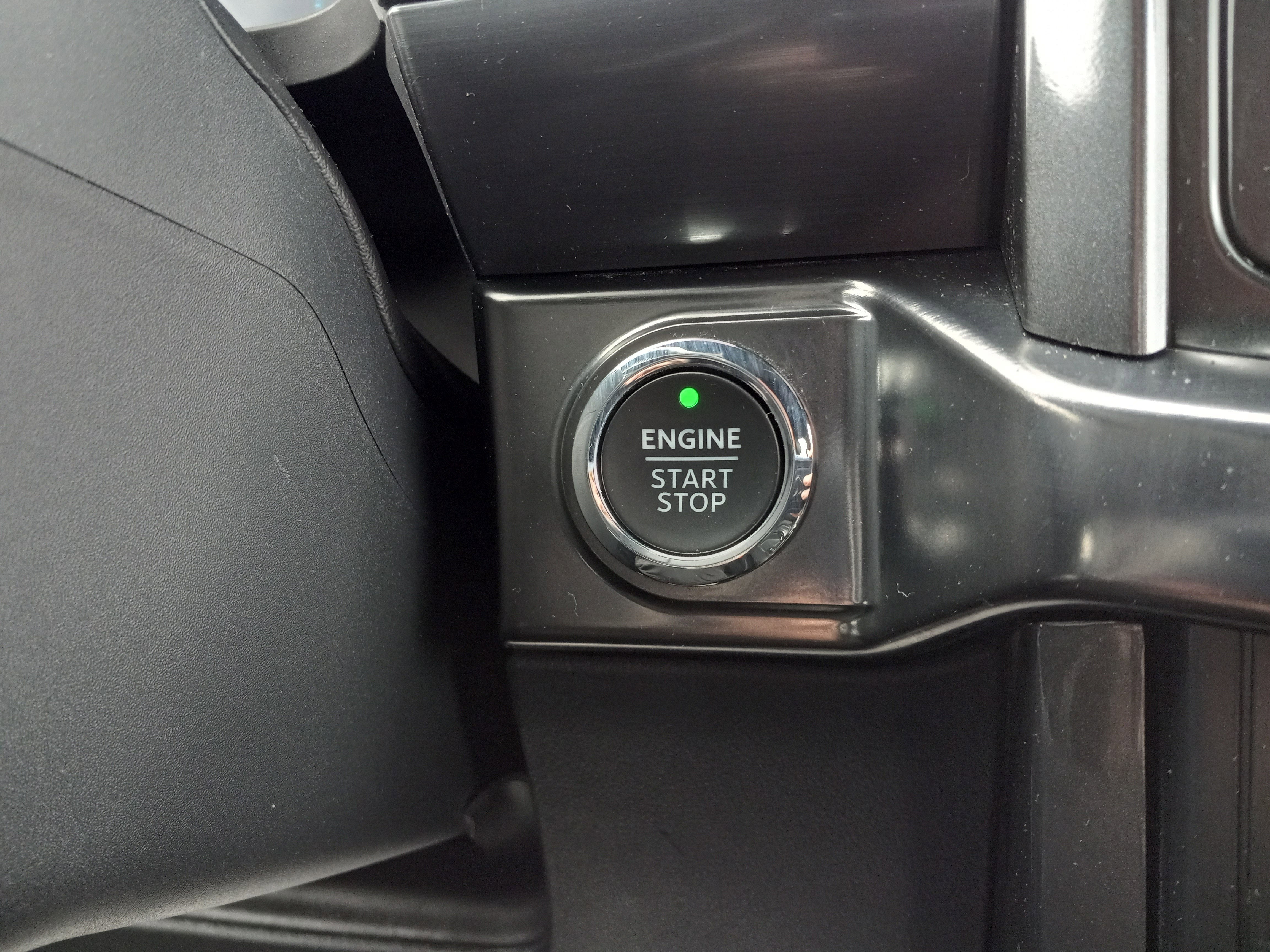 2023 Ford F-150 LARIAT 4WD SuperCrew 5.5' Box