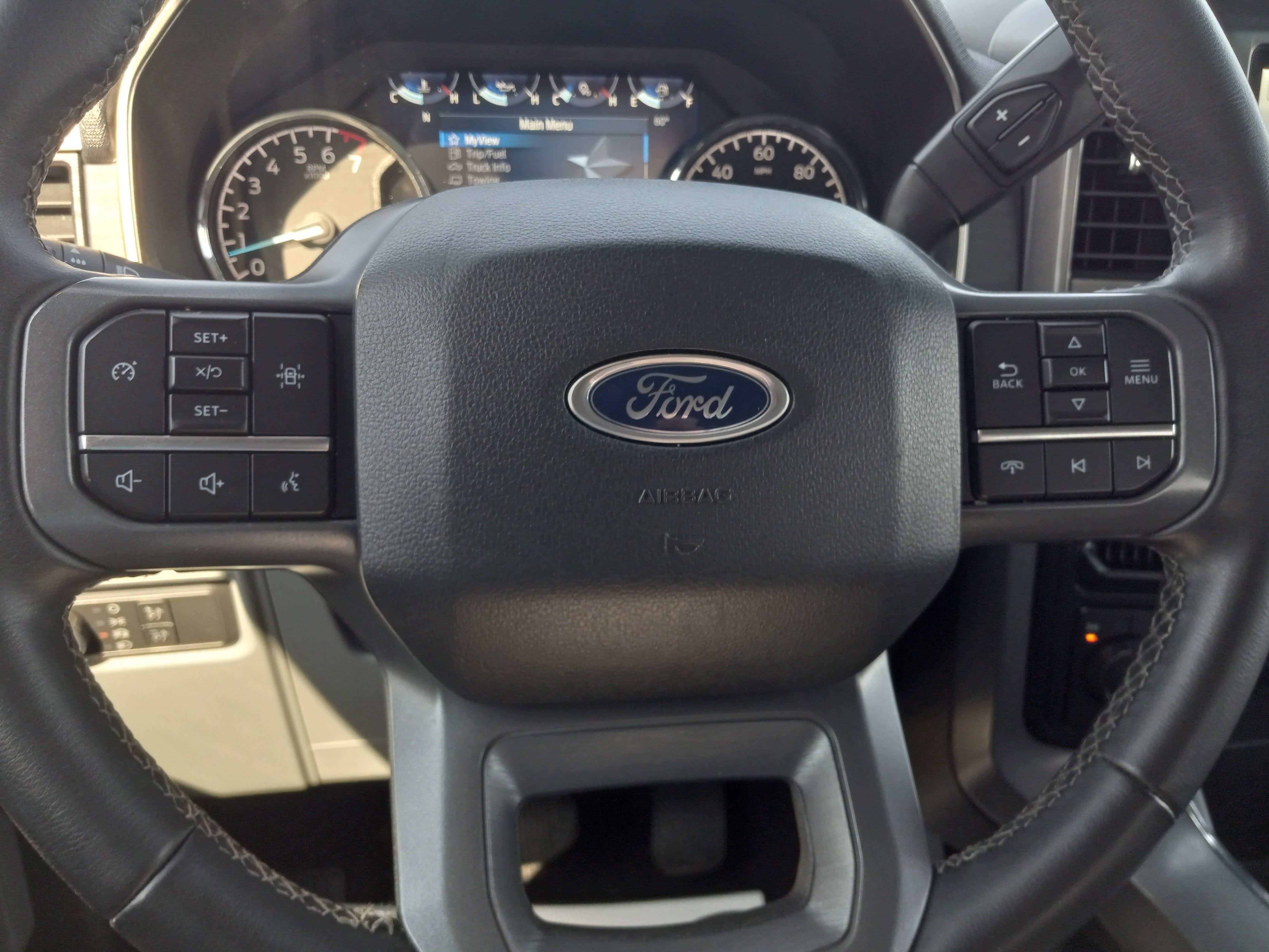 2023 Ford F-150 XLT 4WD SuperCrew 5.5' Box