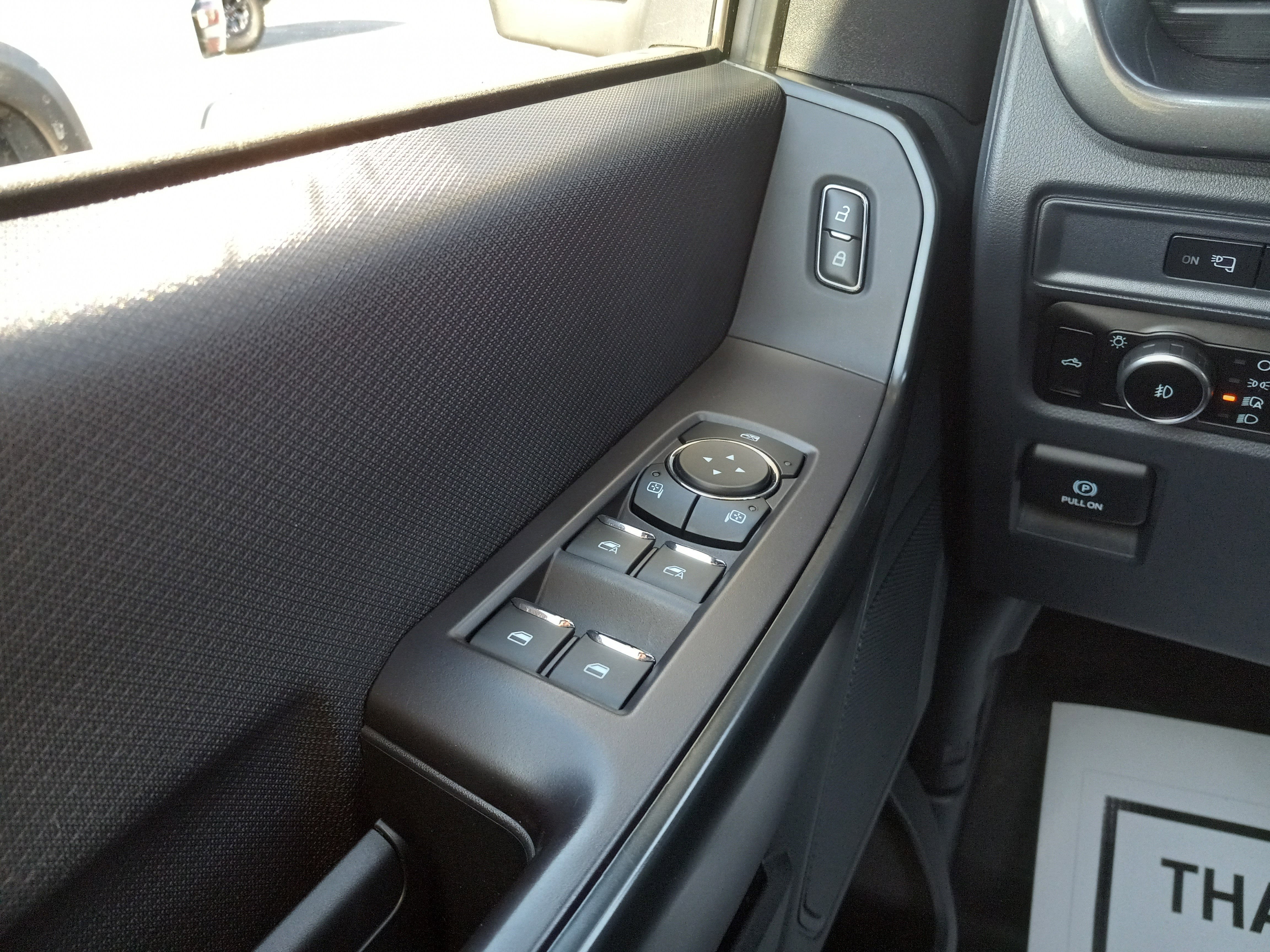 2023 Ford F-150 XL 4WD SuperCrew 5.5' Box