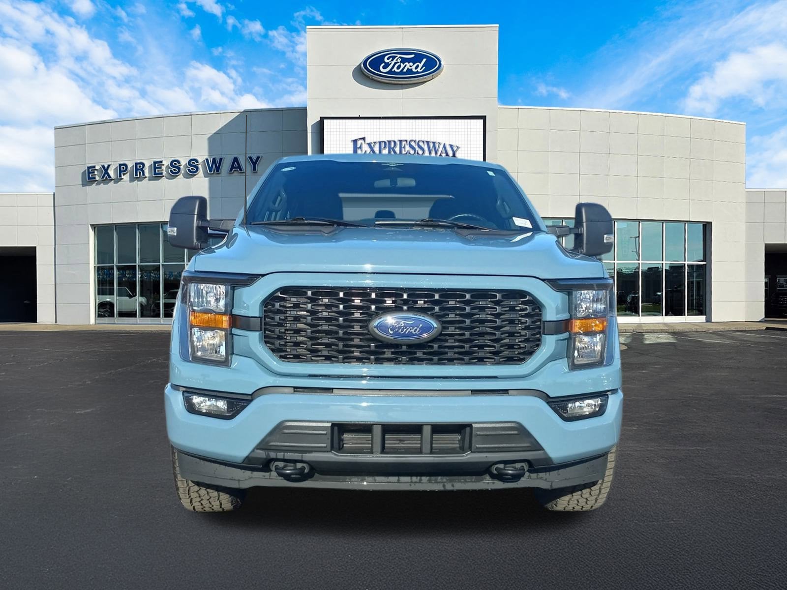 2023 Ford F-150 XL 4WD SuperCrew 5.5' Box
