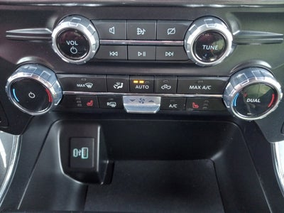 2023 Ford F-150 XLT 4WD SuperCrew 5.5' Box