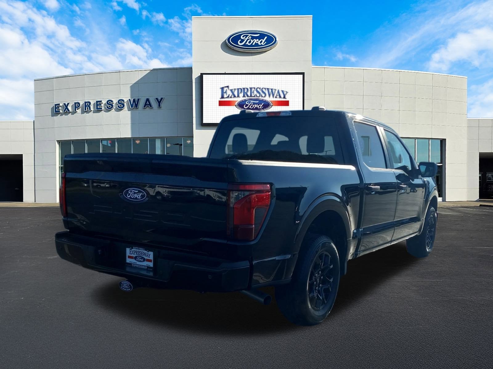 2025 Ford F-150 STX 2WD SuperCrew 5.5' Box