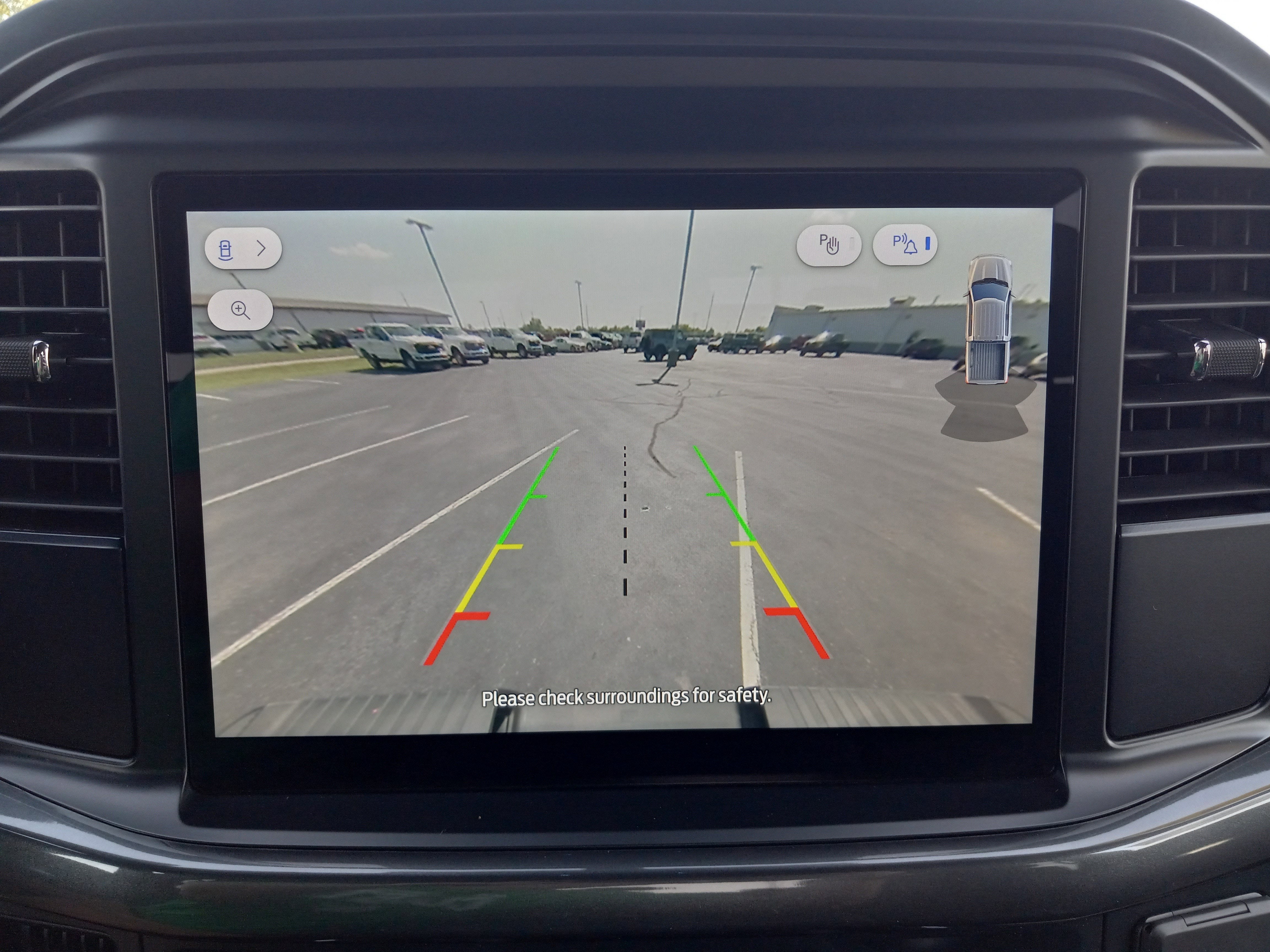 2025 Ford F-150 STX 4WD SuperCrew 5.5' Box