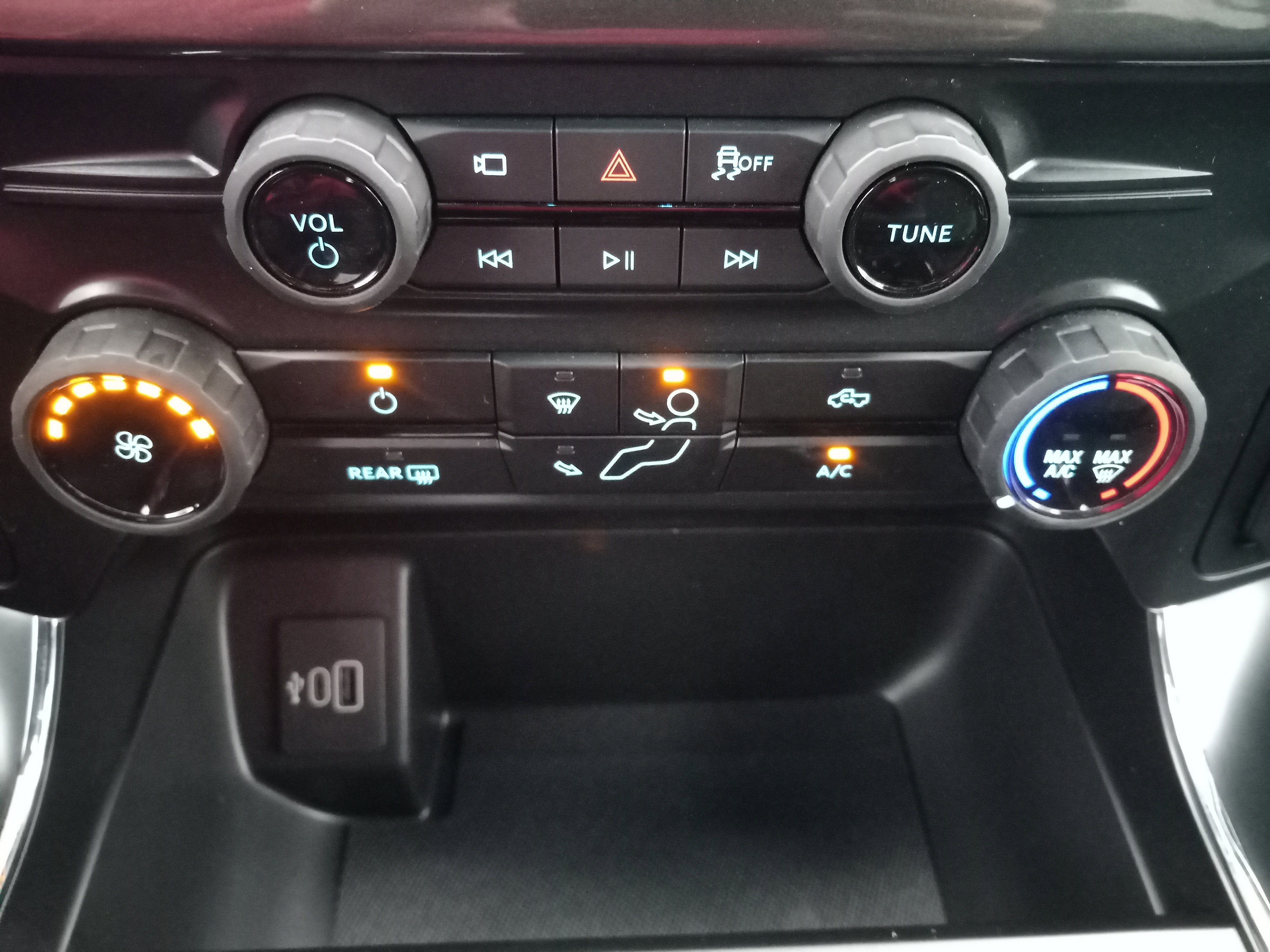 2025 Ford F-150 STX 4WD SuperCrew 5.5' Box