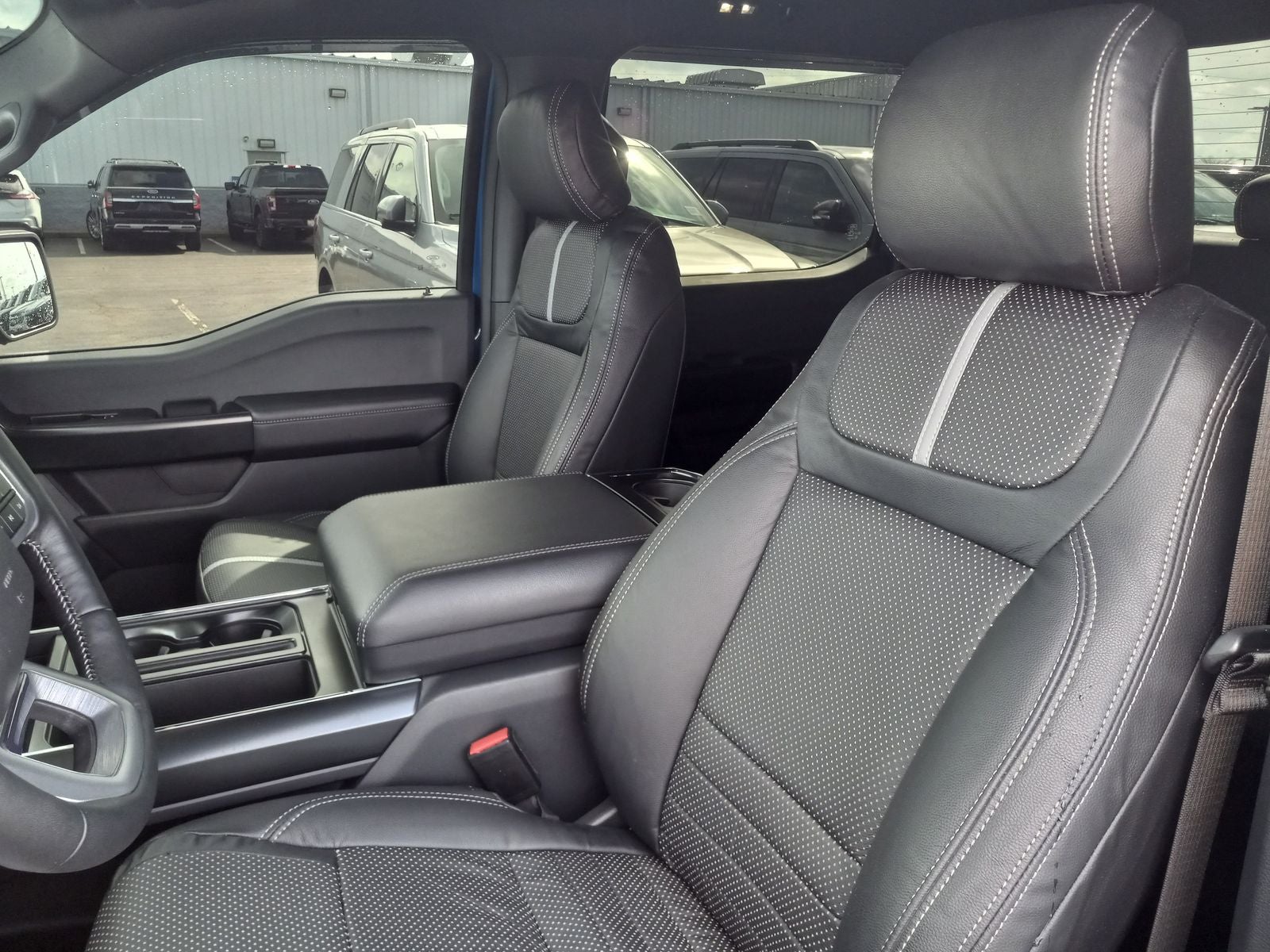 2025 Ford F-150 STX 4WD SuperCrew 5.5' Box