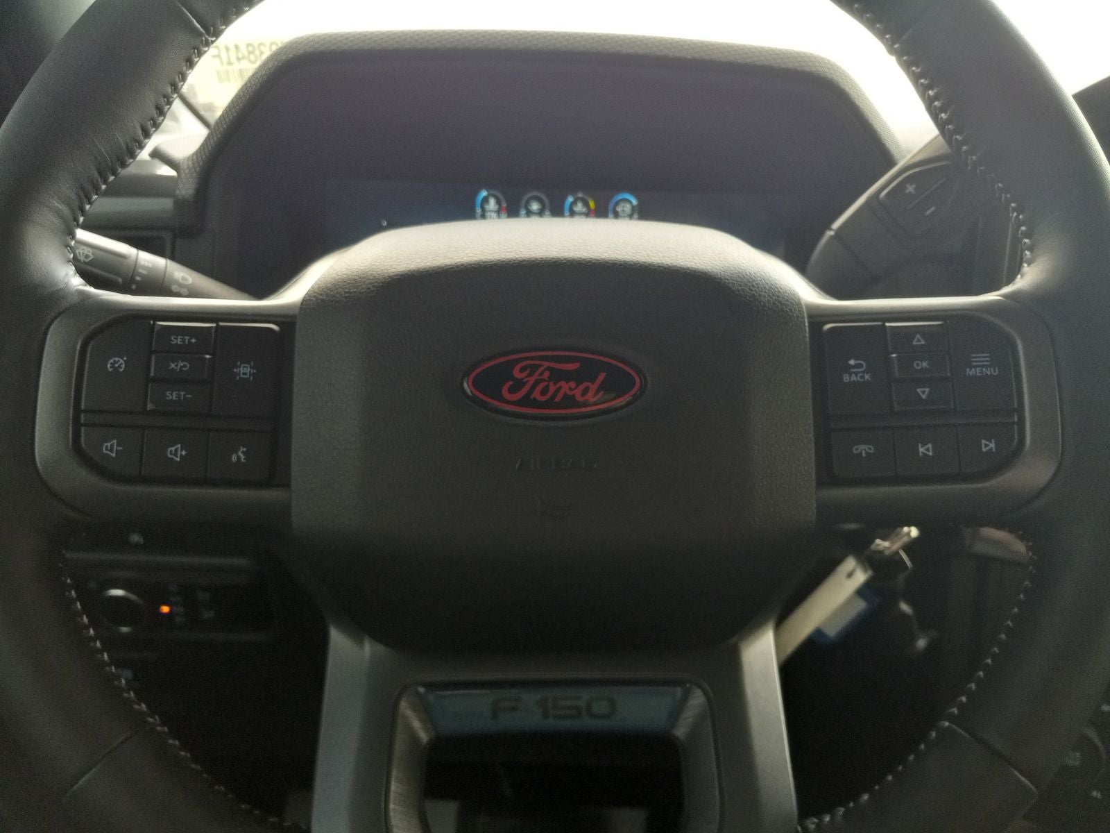 2025 Ford F-150 STX 4WD SuperCrew 5.5' Box