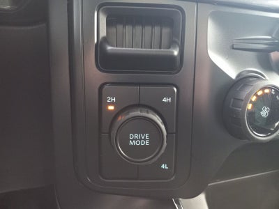 2025 Ford F-150 STX 4WD SuperCrew 5.5' Box