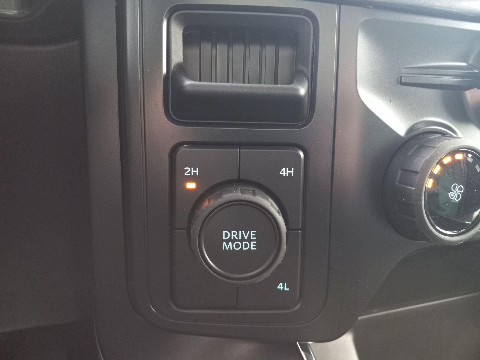 2025 Ford F-150 STX 4WD SuperCrew 5.5' Box