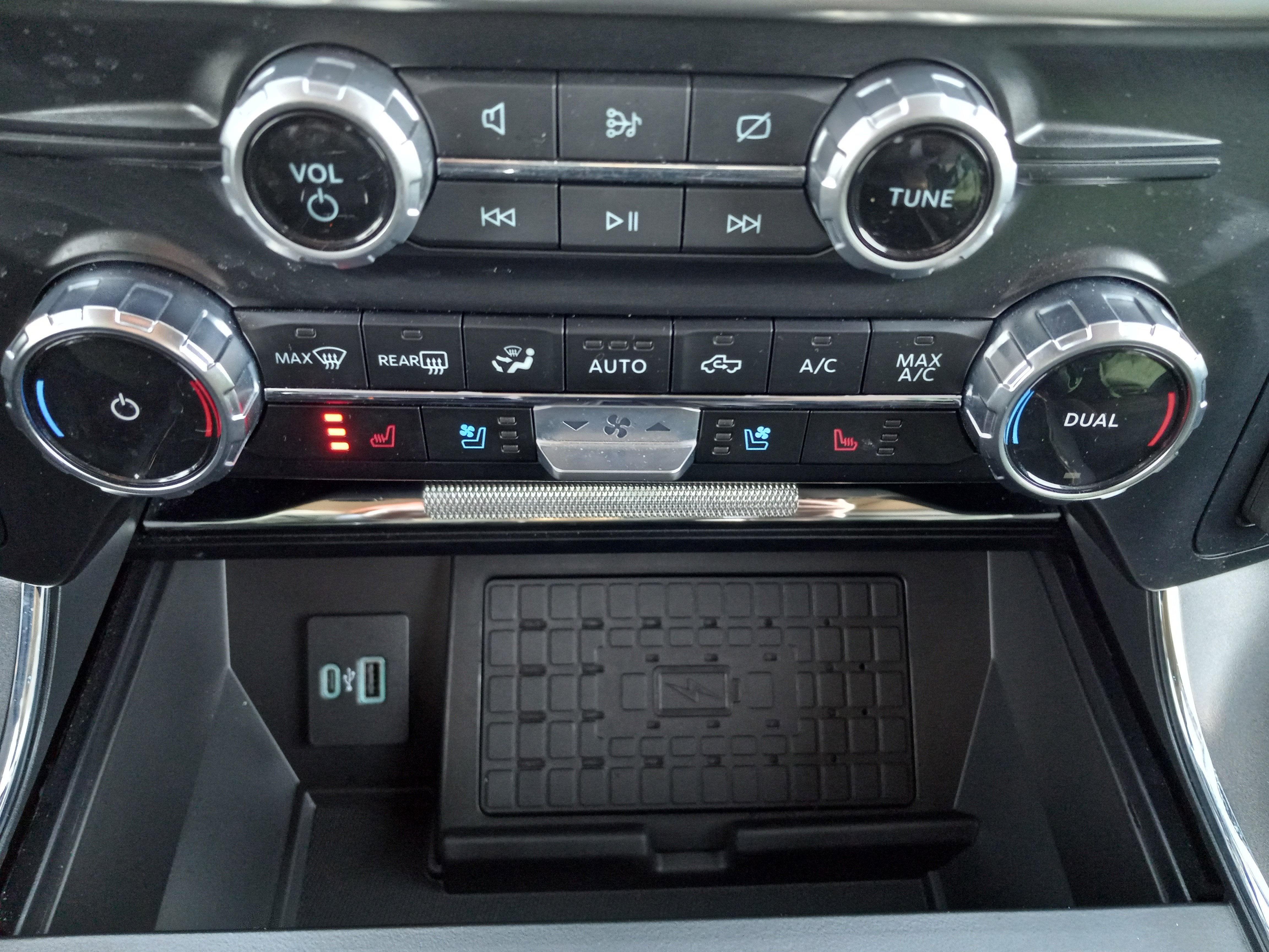 2023 Ford F-150 LARIAT 4WD SuperCrew 5.5' Box