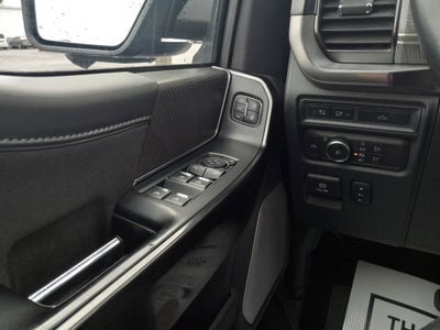 2022 Ford F-150 Platinum 4WD SuperCrew 5.5' Box