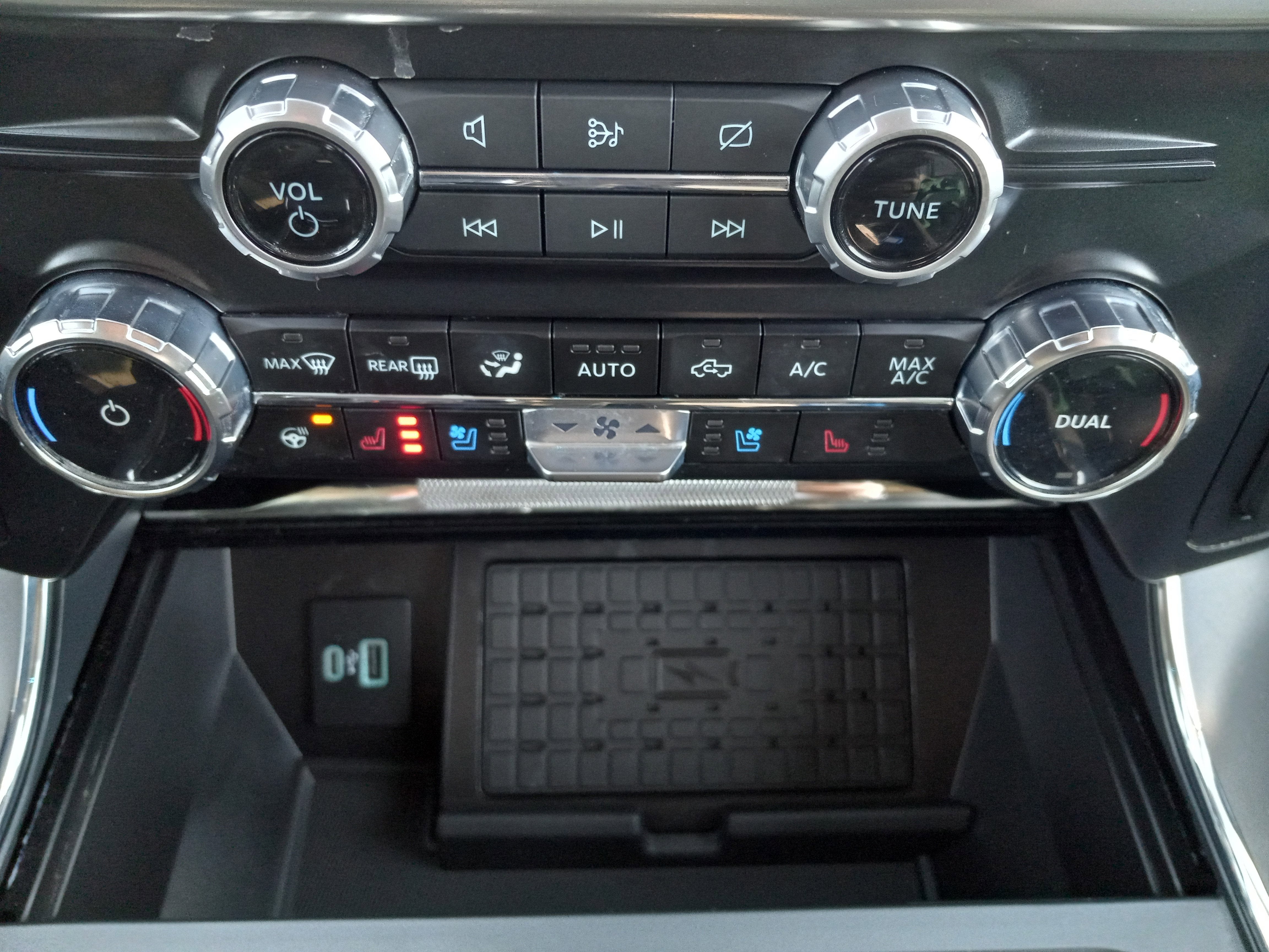 2023 Ford F-150 LARIAT 4WD SuperCrew 5.5' Box