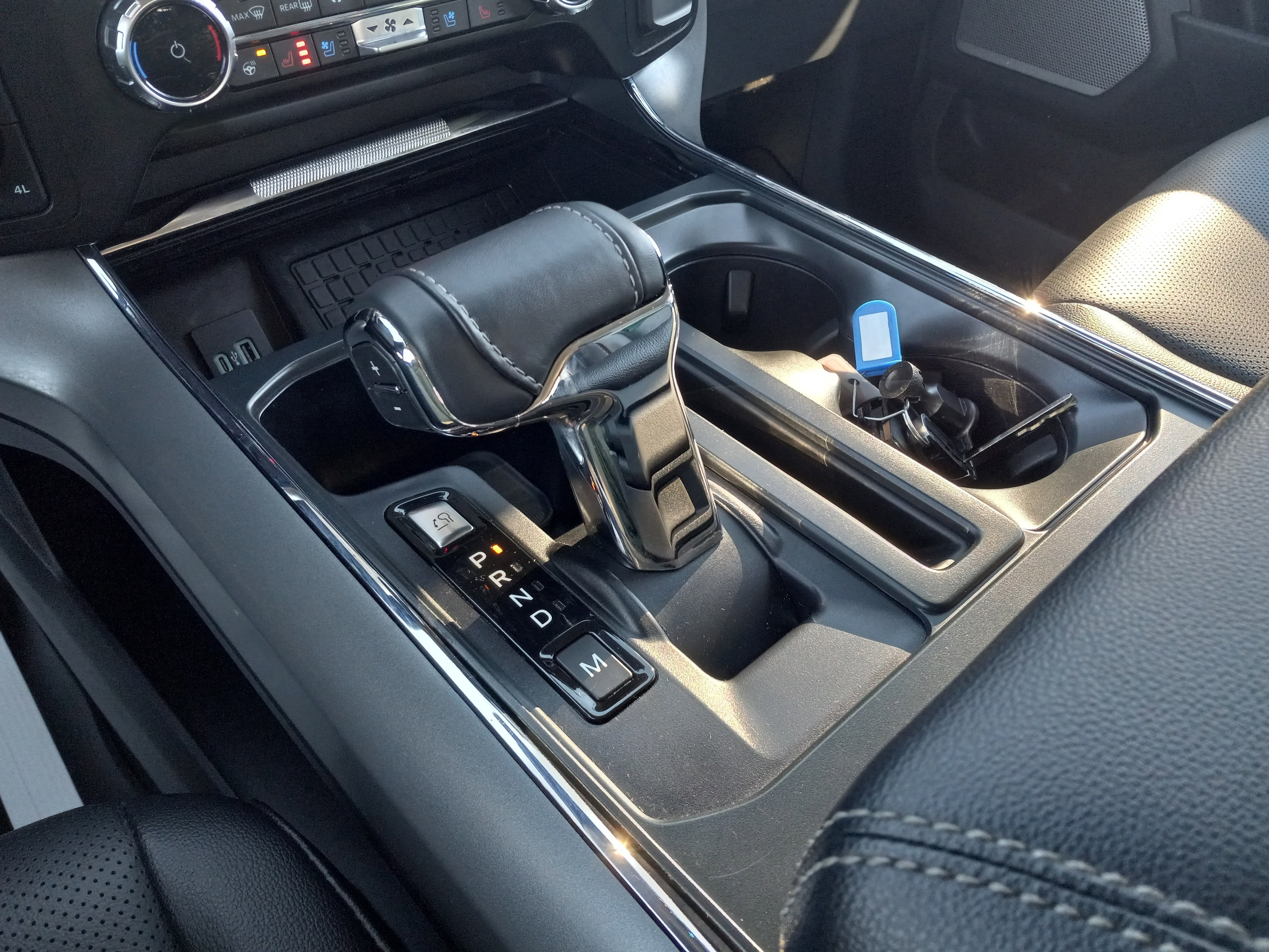 2023 Ford F-150 LARIAT 4WD SuperCrew 5.5' Box