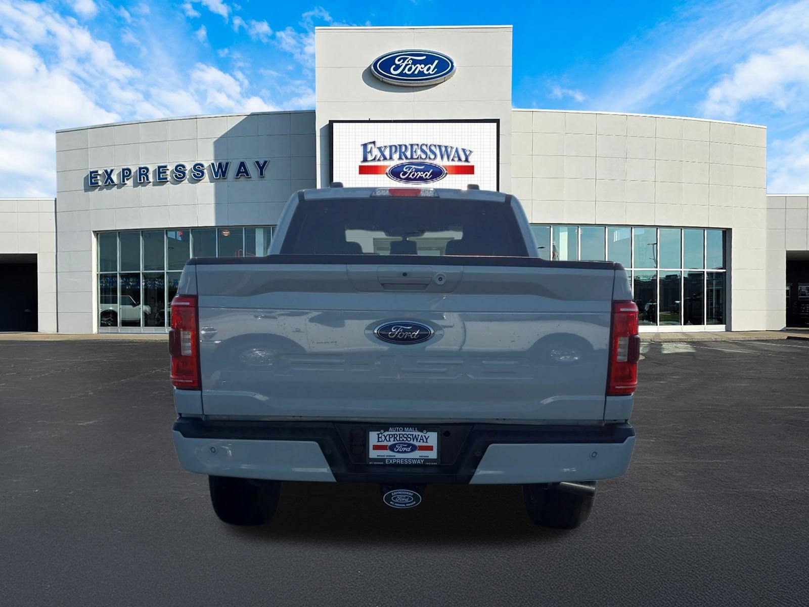 2023 Ford F-150 XLT 4WD SuperCrew 5.5' Box