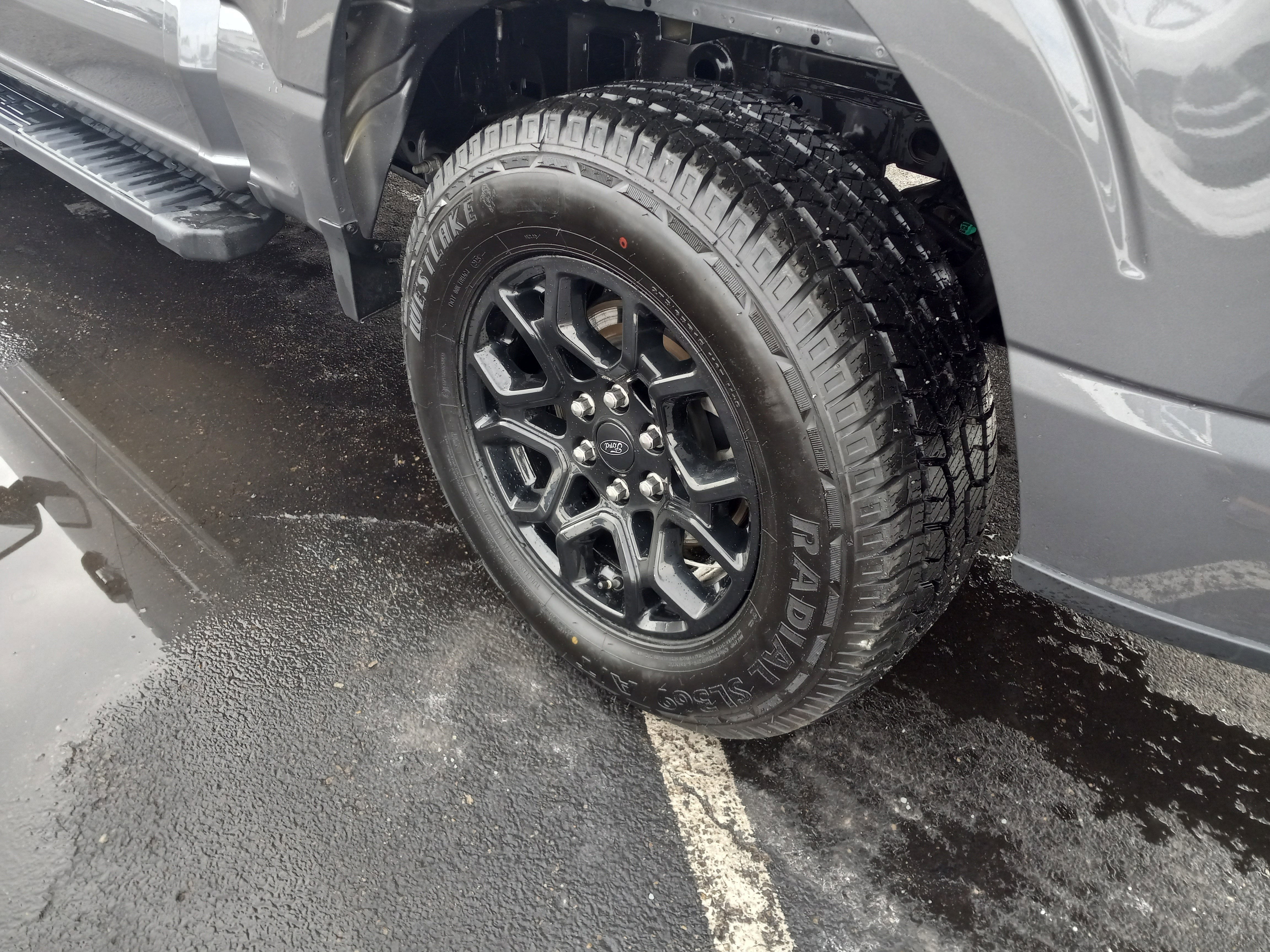 2024 Ford F-150 XLT 4WD SuperCrew 5.5' Box