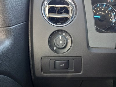2013 Ford F-150 2WD SuperCab 145" XLT