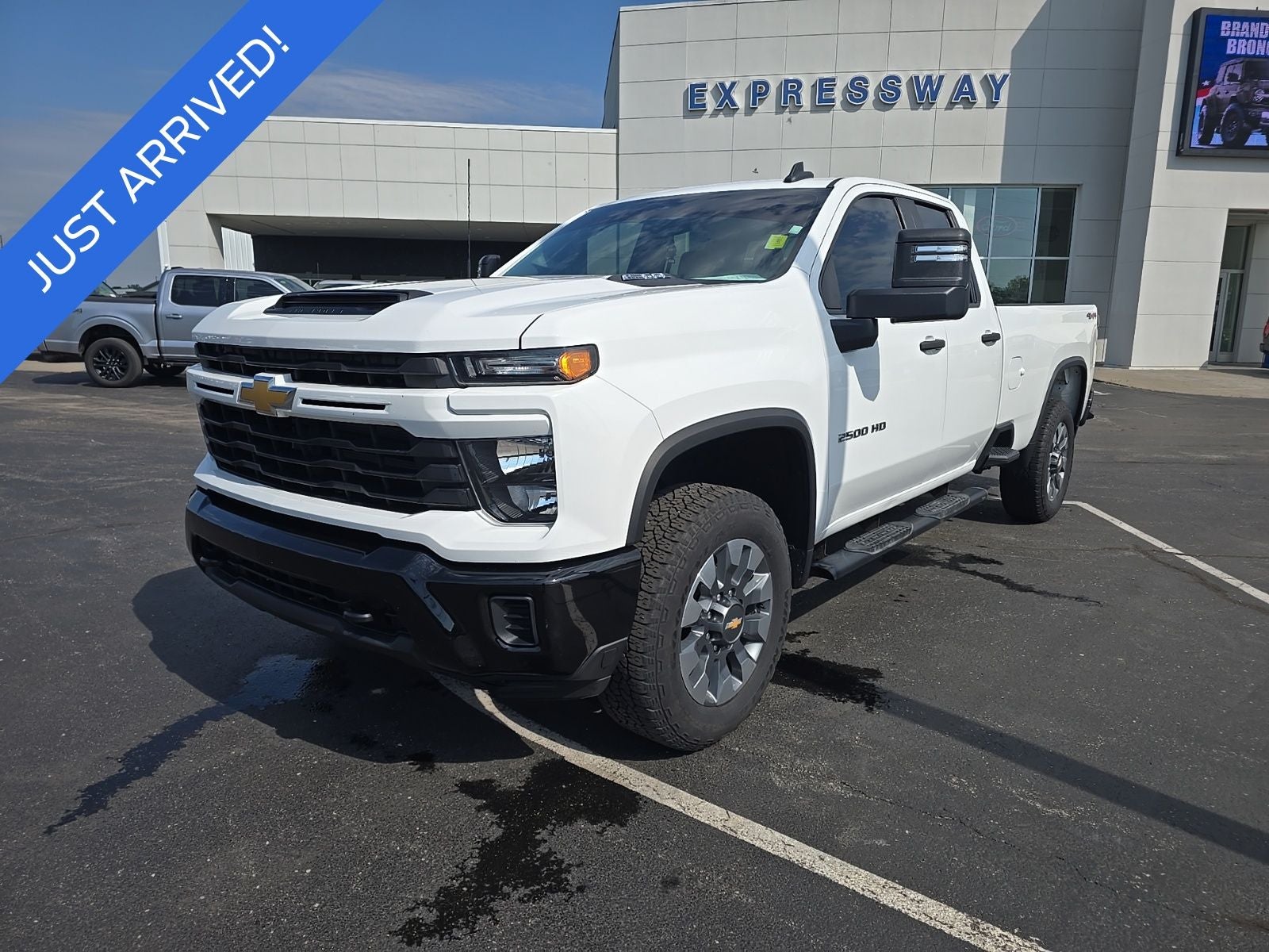 2024 Chevrolet Silverado 2500HD Custom