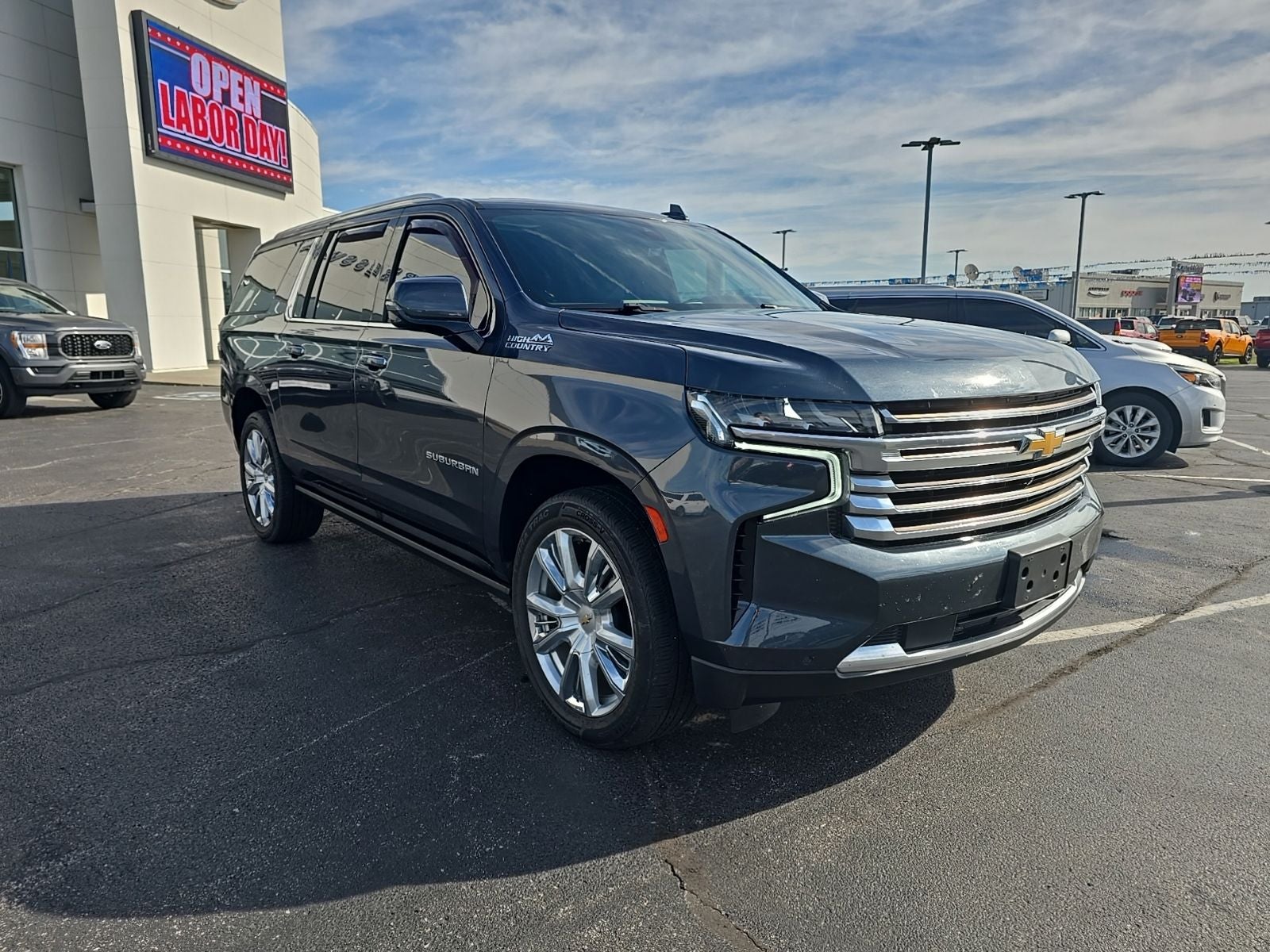2021 Chevrolet Suburban High Country