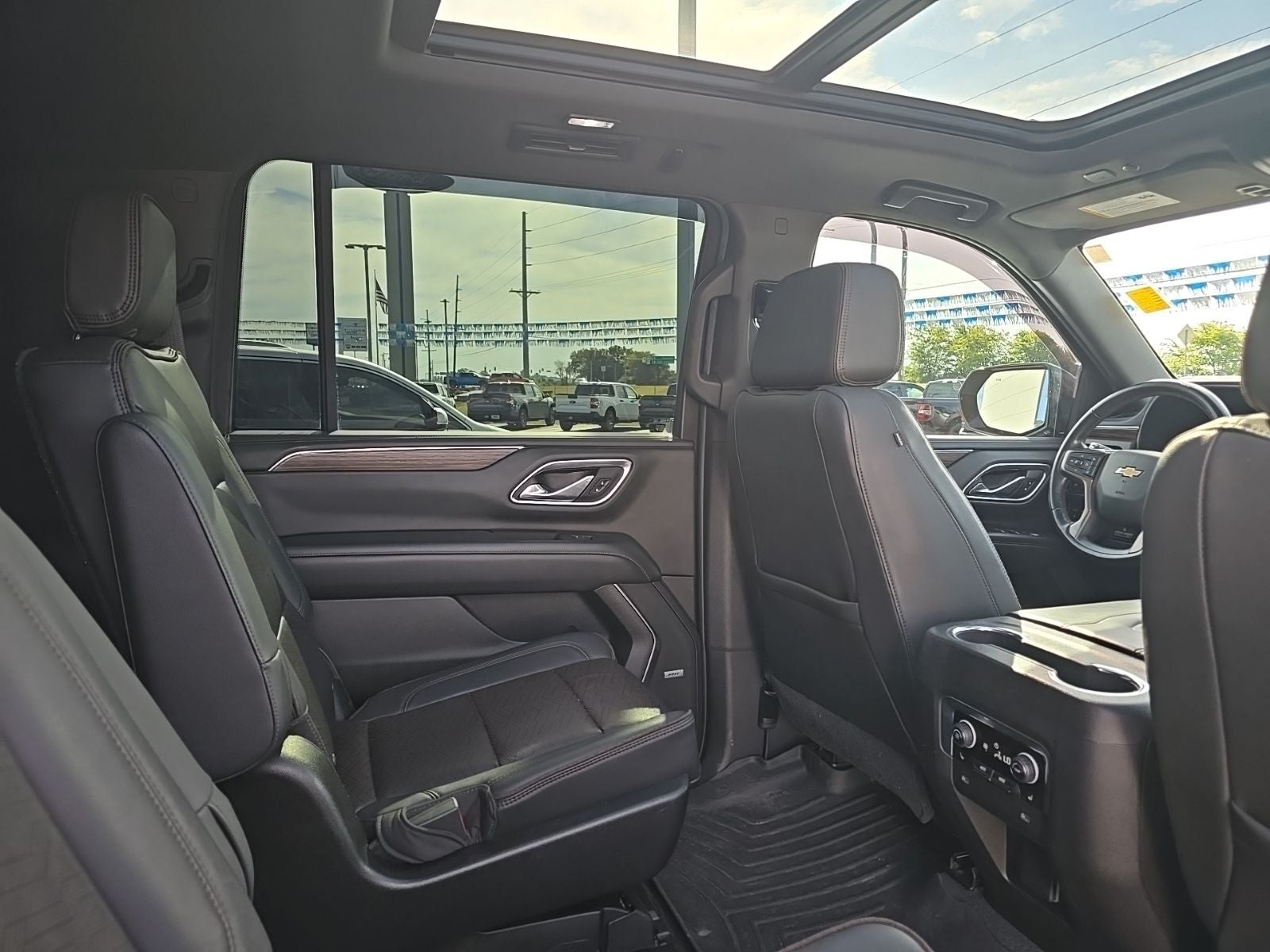 2021 Chevrolet Suburban High Country