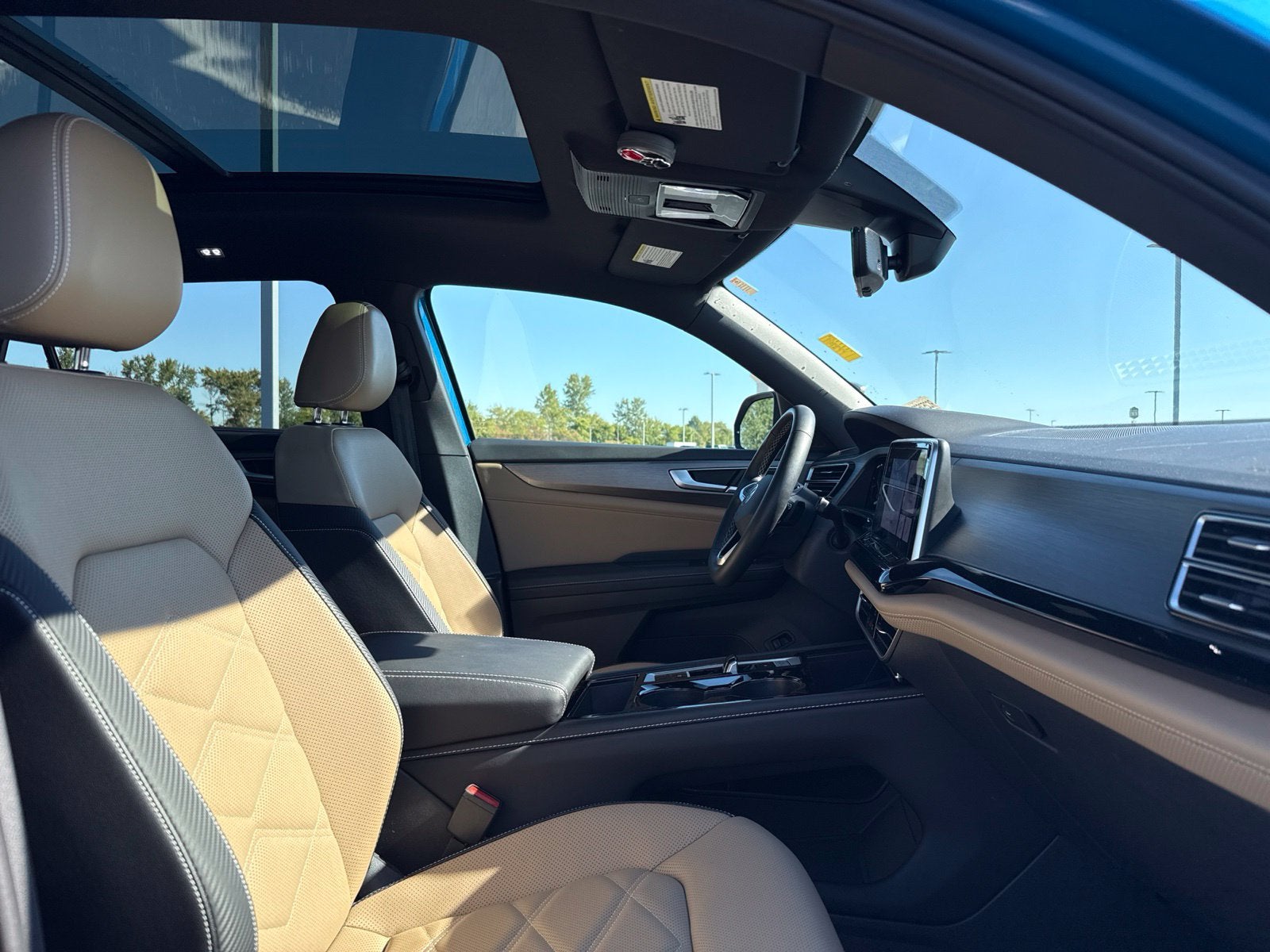 2024 Volkswagen Atlas Cross Sport 2.0T SE w/Technology