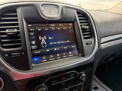 2018 Chrysler 300 Base