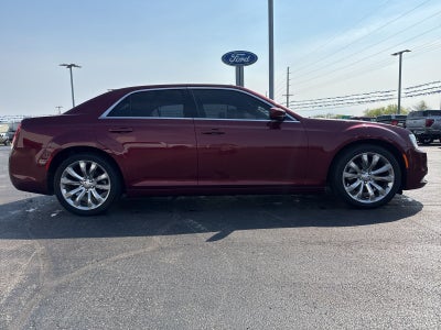 2018 Chrysler 300 Base