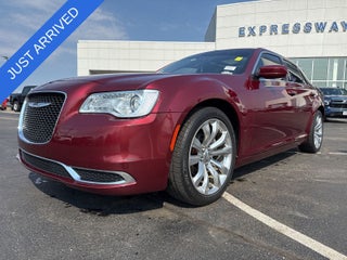 2018 Chrysler 300 Base