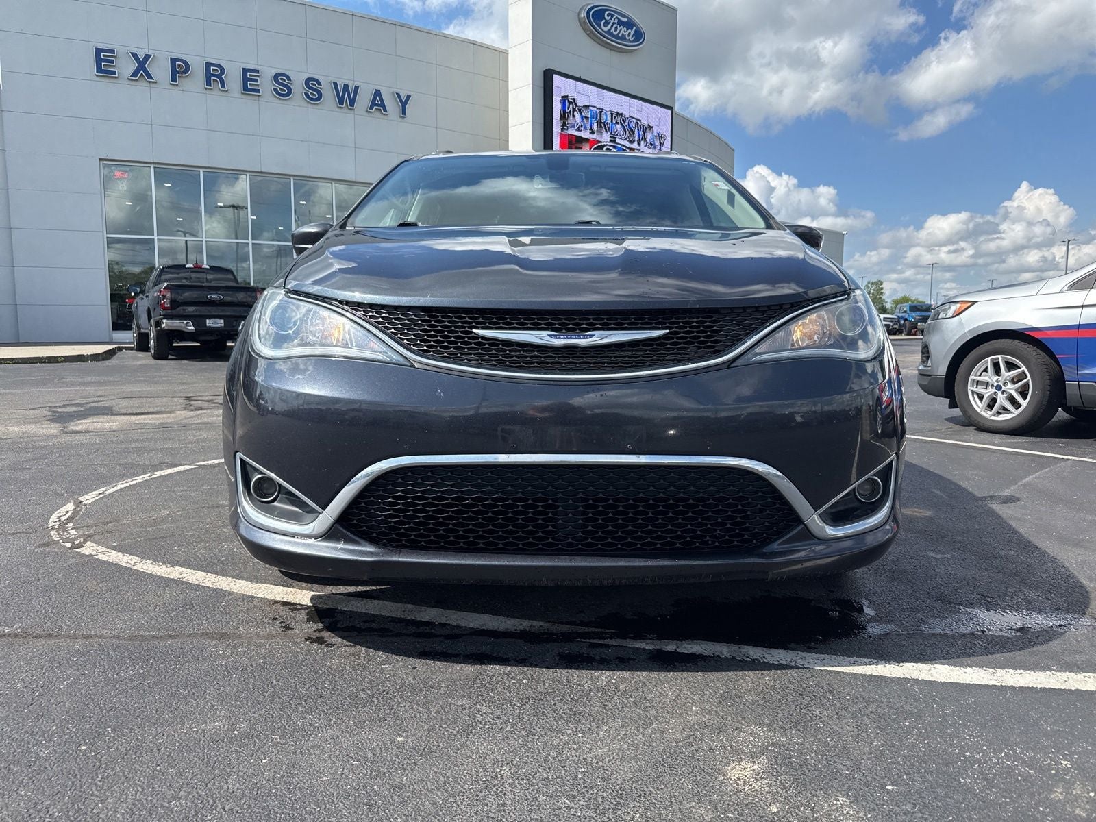 2020 Chrysler Pacifica Touring L