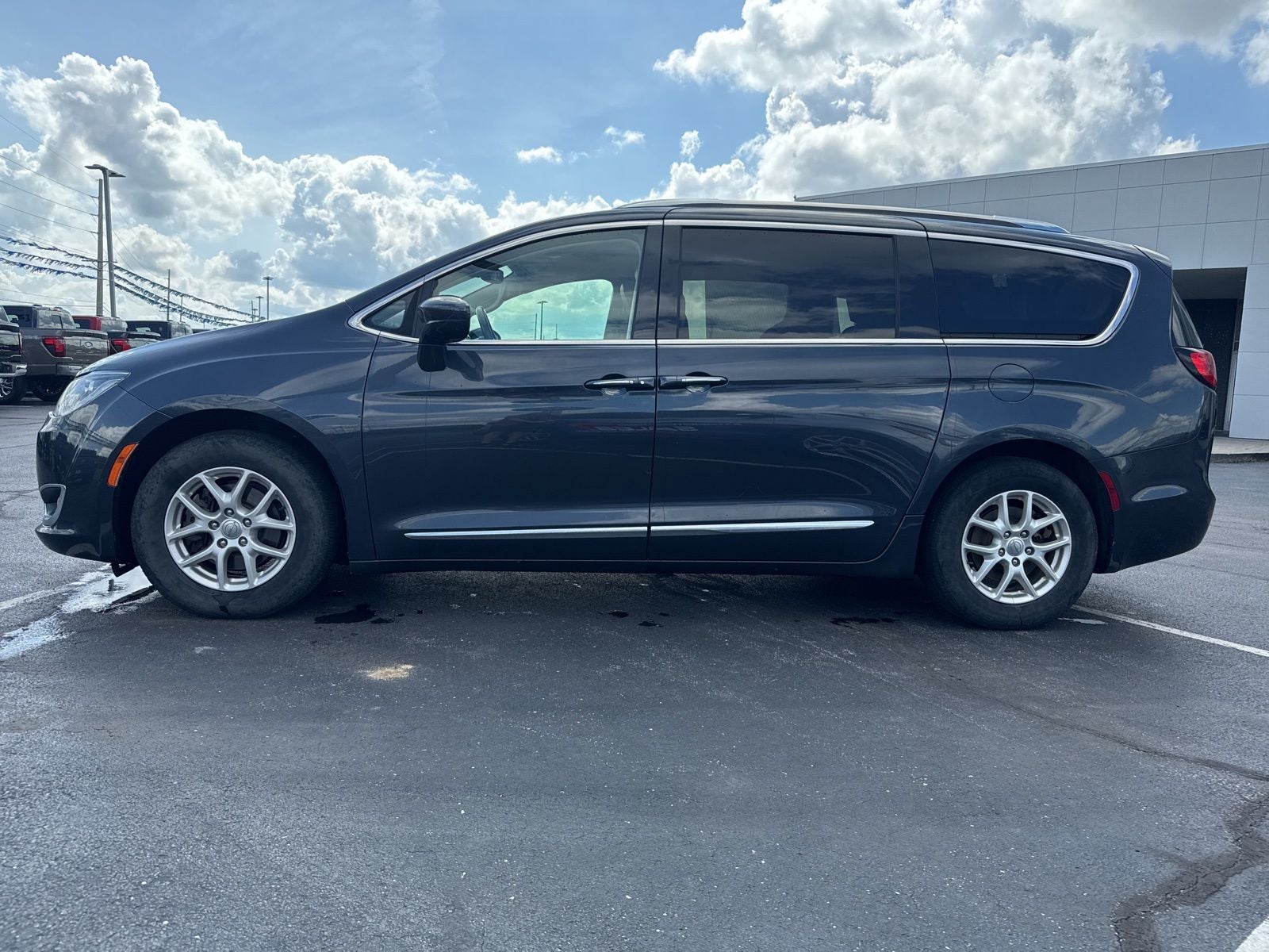 2020 Chrysler Pacifica Touring L