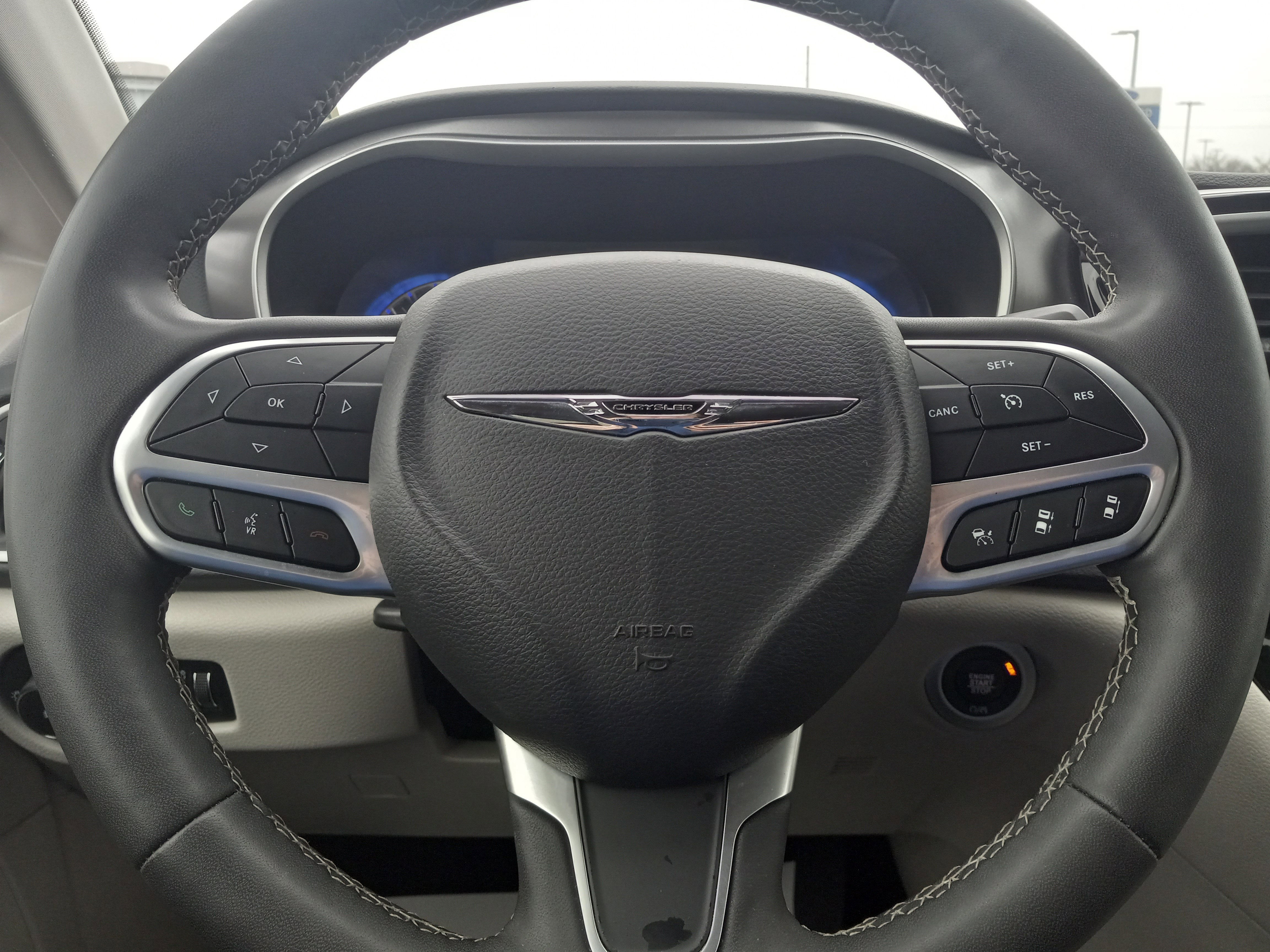 2023 Chrysler Pacifica Touring L