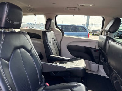 2020 Chrysler Voyager LXI