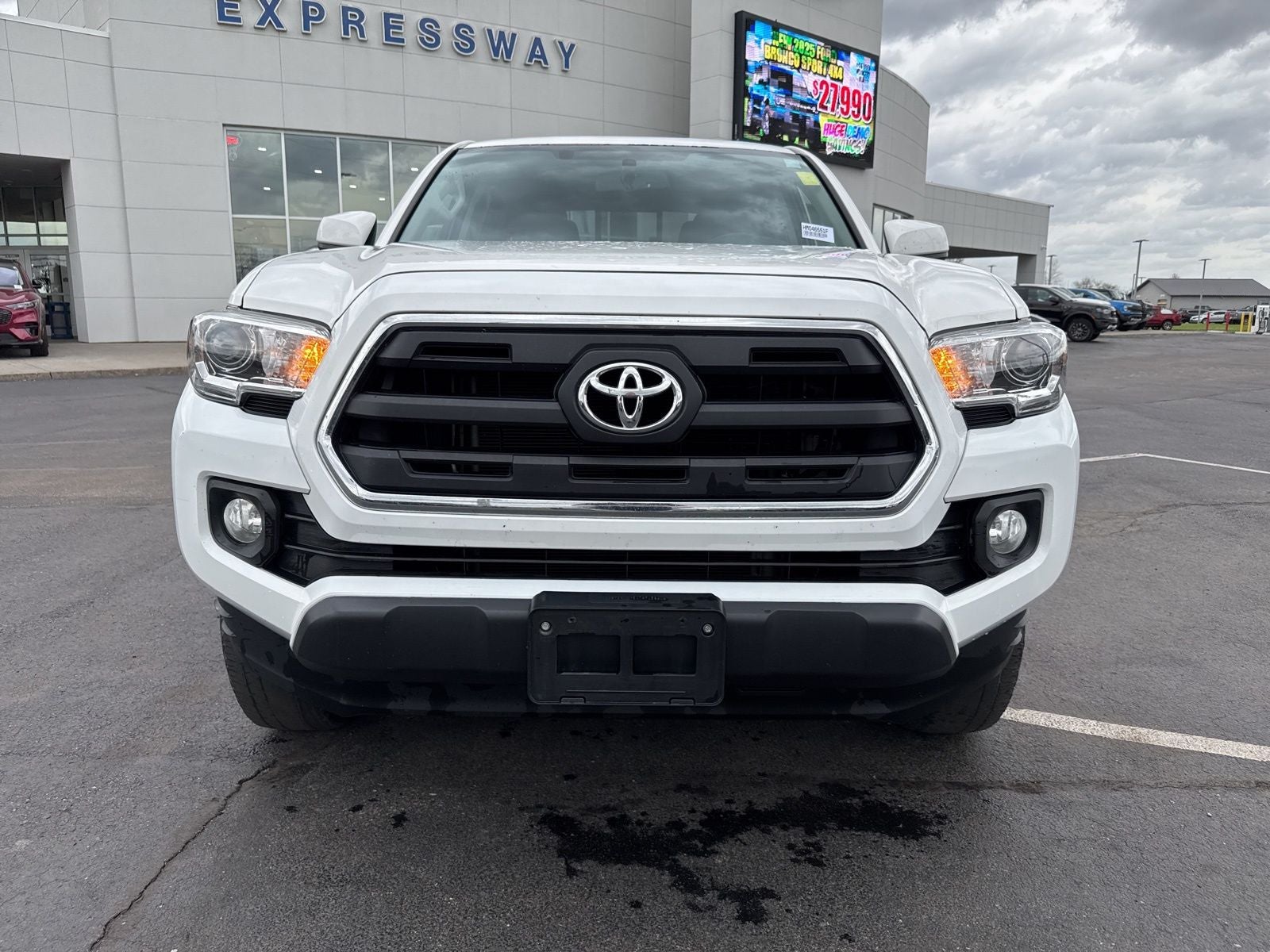 2017 Toyota Tacoma SR5