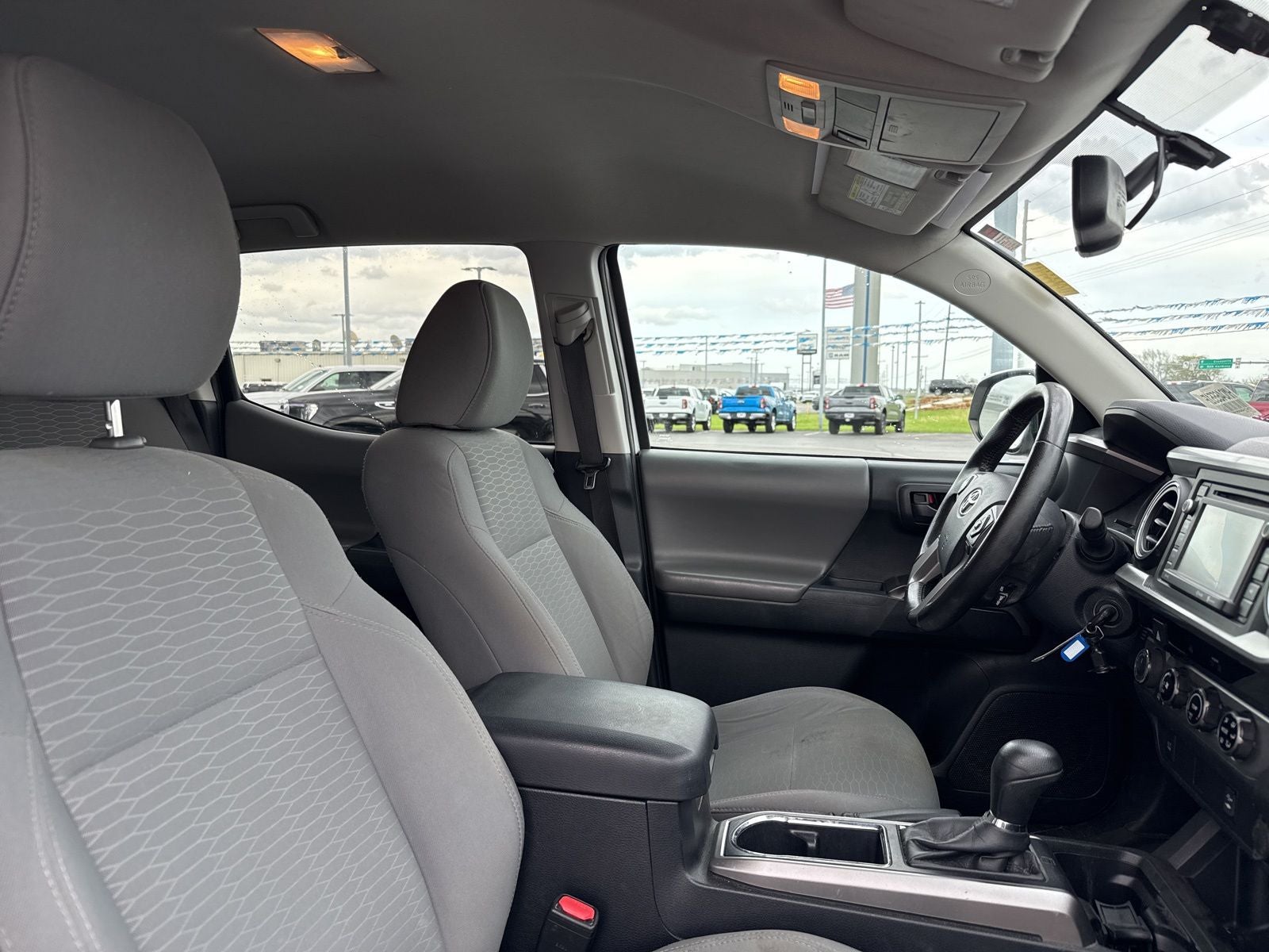 2017 Toyota Tacoma SR5