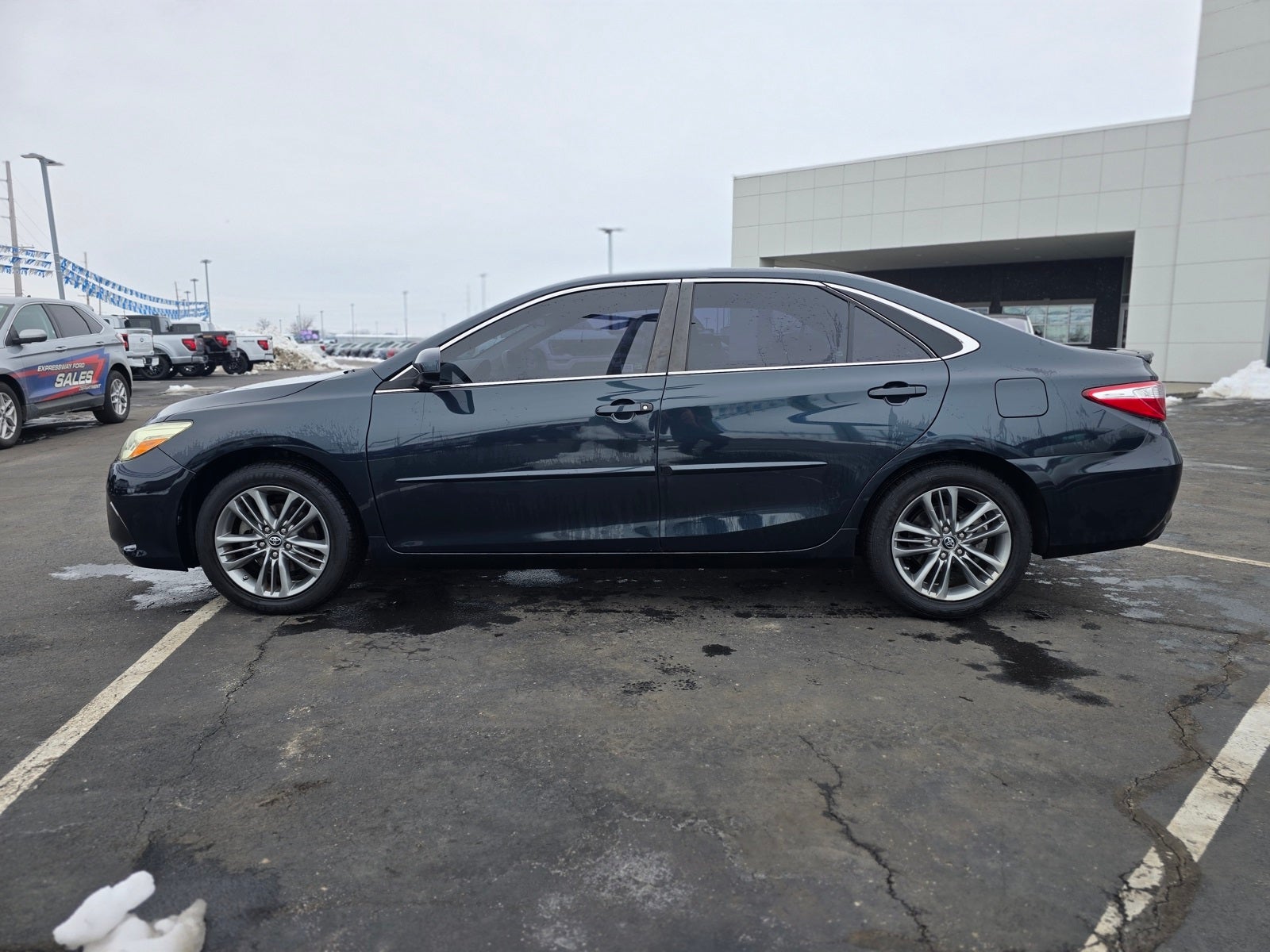 2017 Toyota Camry LE