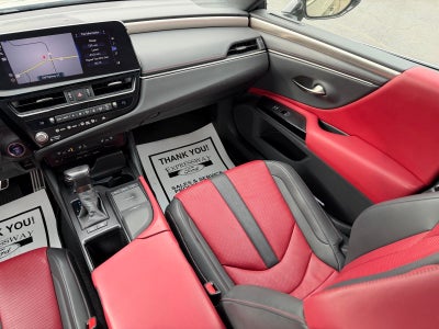 2022 Lexus ES 300h