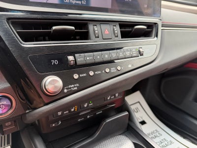 2022 Lexus ES 300h