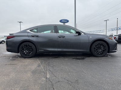 2022 Lexus ES ES 300h F SPORT
